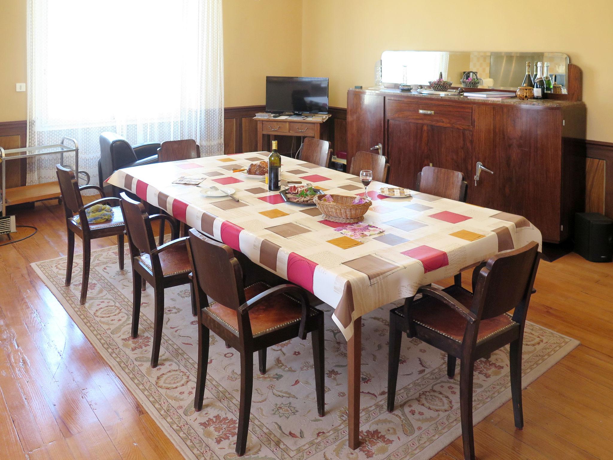 Photo 6 - 3 bedroom House in Lacapelle-Ségalar with private pool and garden