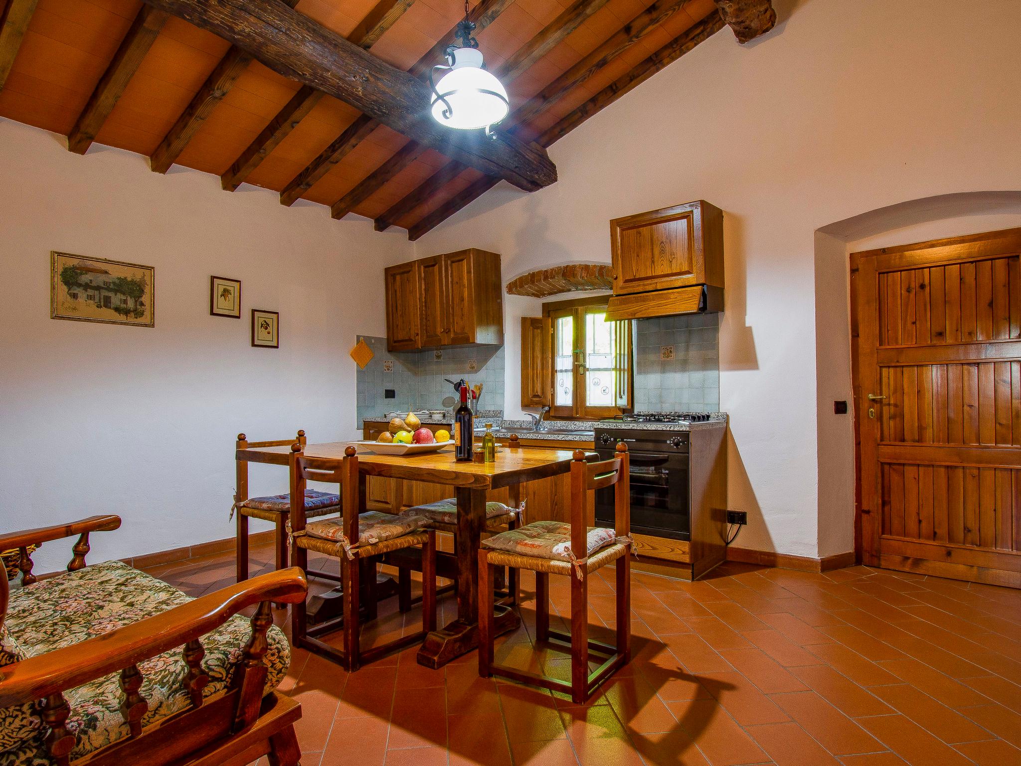 Photo 8 - 2 bedroom House in Loro Ciuffenna with swimming pool and garden