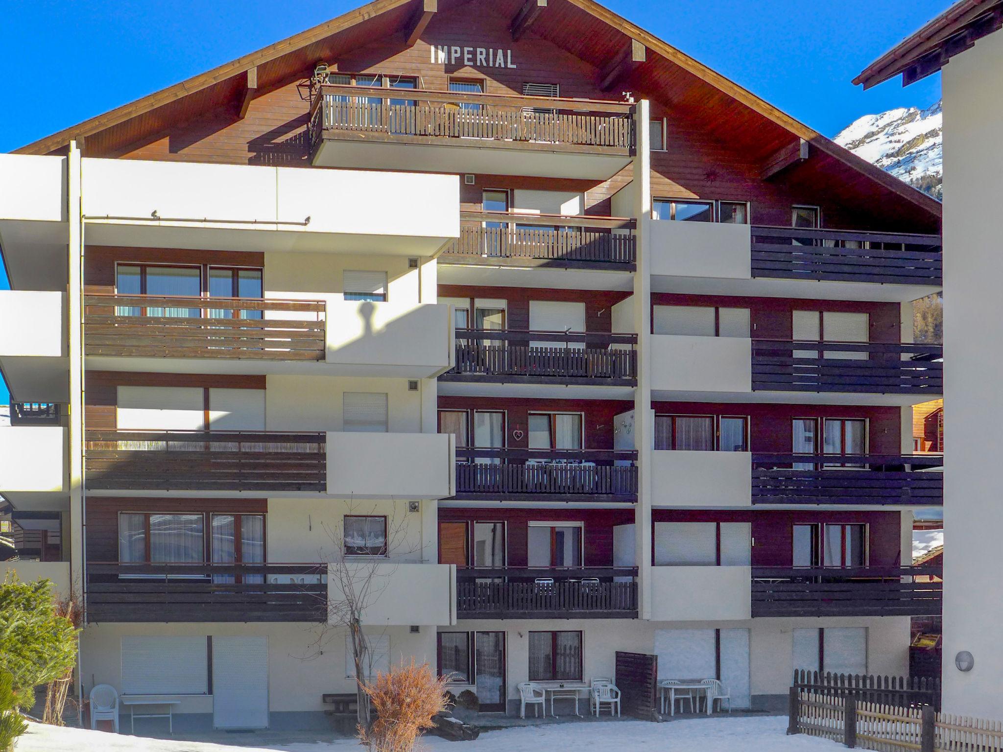 Foto 10 - Appartamento con 1 camera da letto a Zermatt con vista sulle montagne