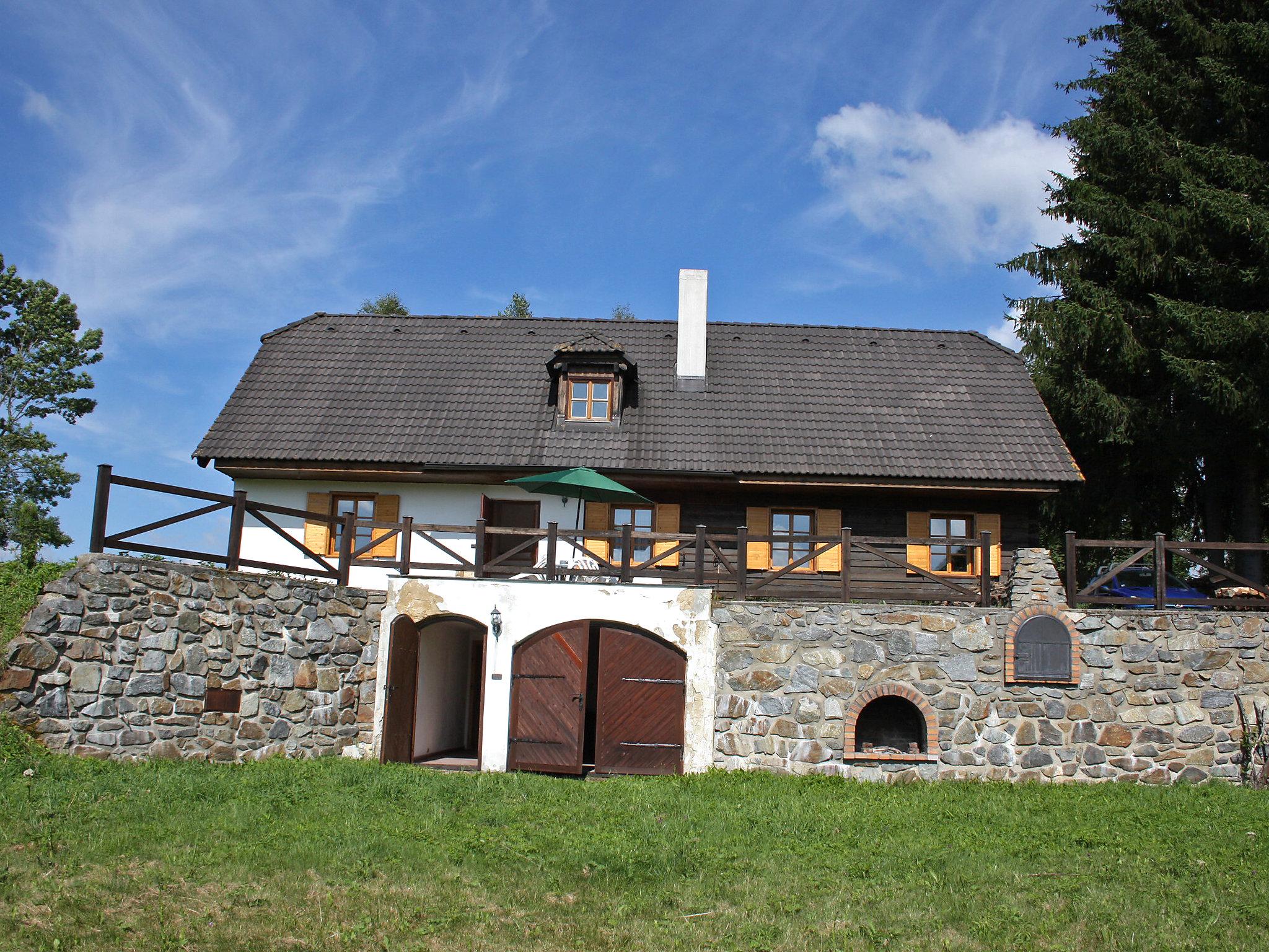 Photo 32 - Maison de 2 chambres à Pohorská Ves avec jardin et terrasse