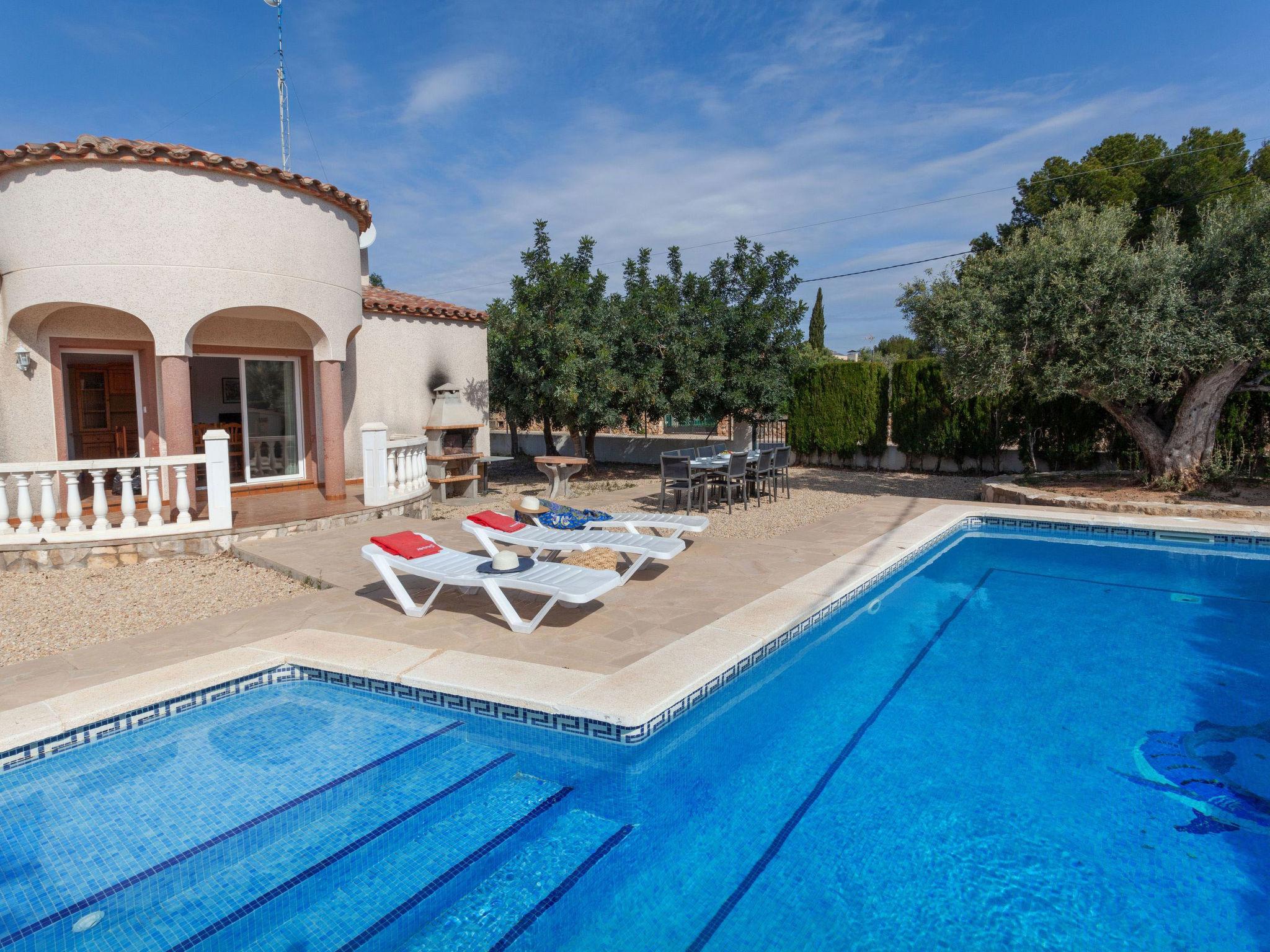 Photo 15 - 4 bedroom House in l'Ametlla de Mar with private pool and garden