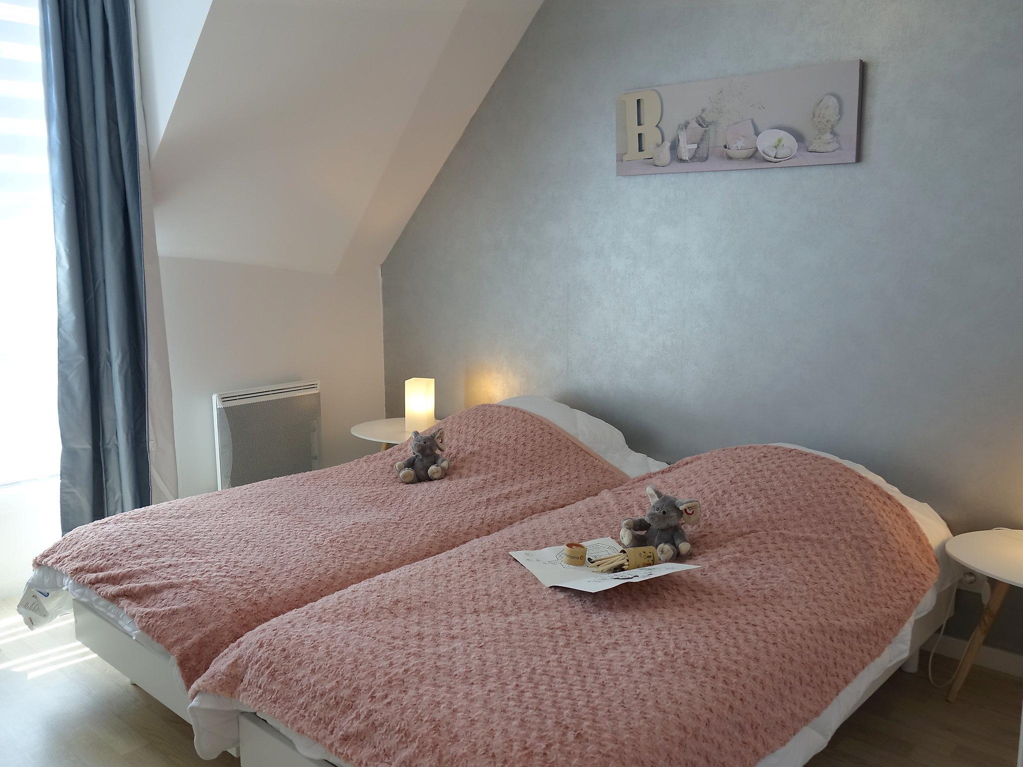 Foto 3 - Appartamento con 2 camere da letto a Saint-Malo con vista mare