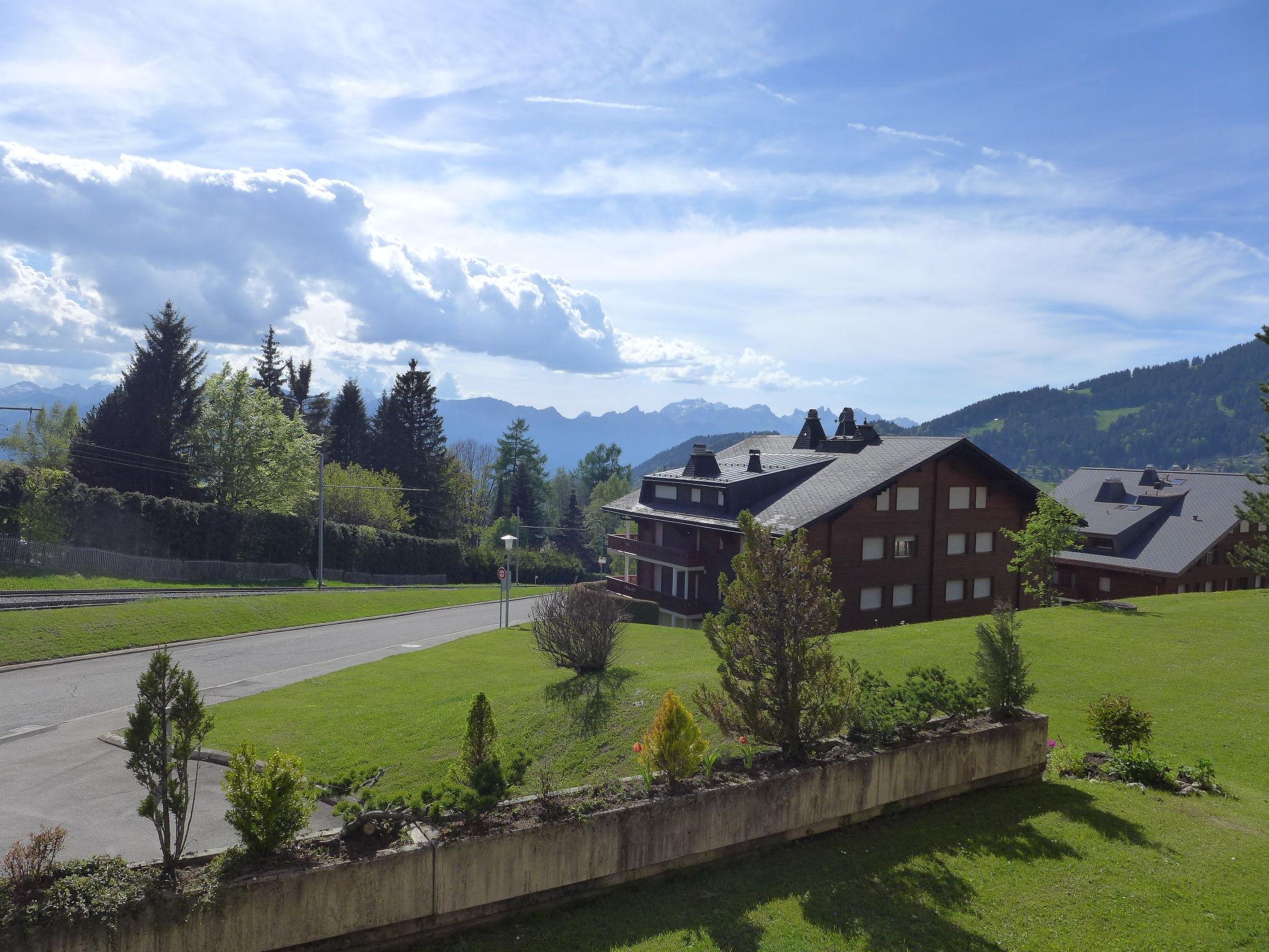 Photo 24 - 1 bedroom Apartment in Ollon with mountain view