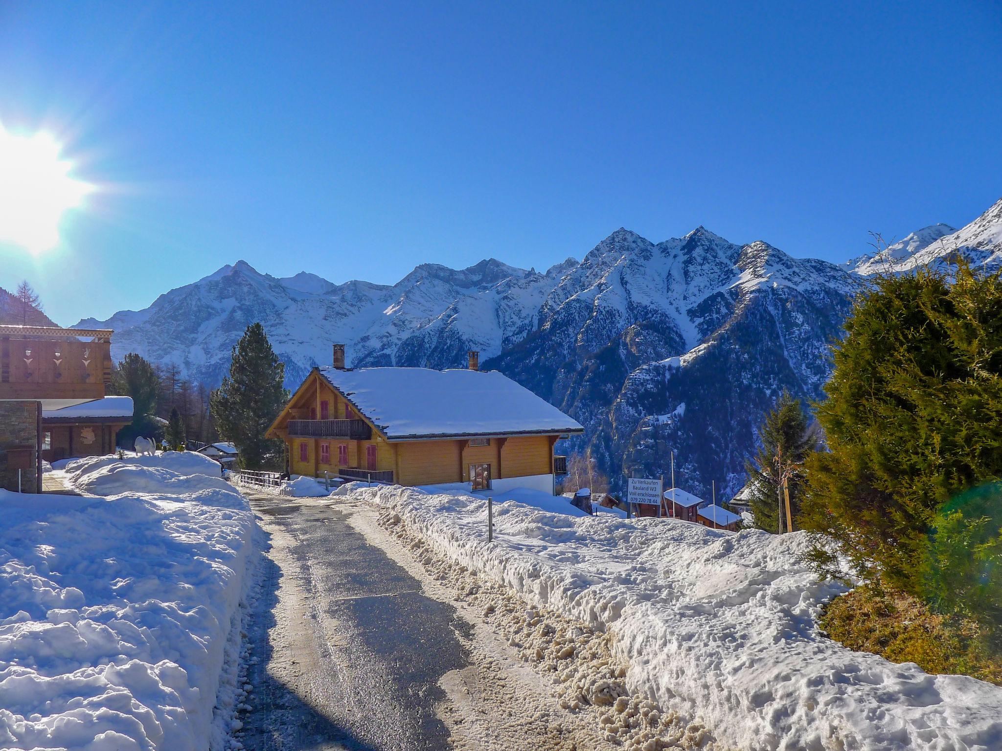 Photo 12 - 2 bedroom Apartment in Grächen with garden and mountain view