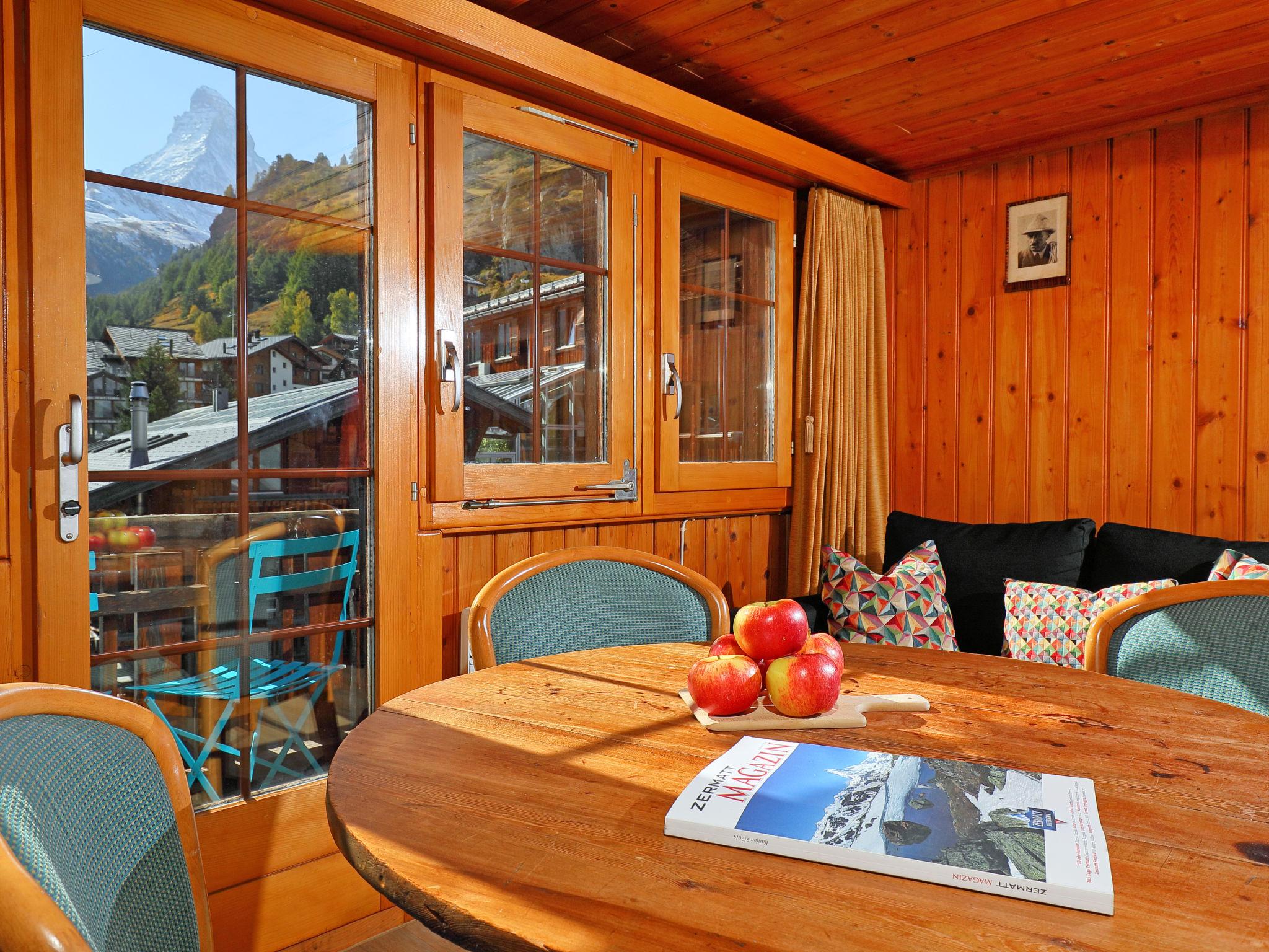 Photo 4 - 2 bedroom Apartment in Zermatt with mountain view