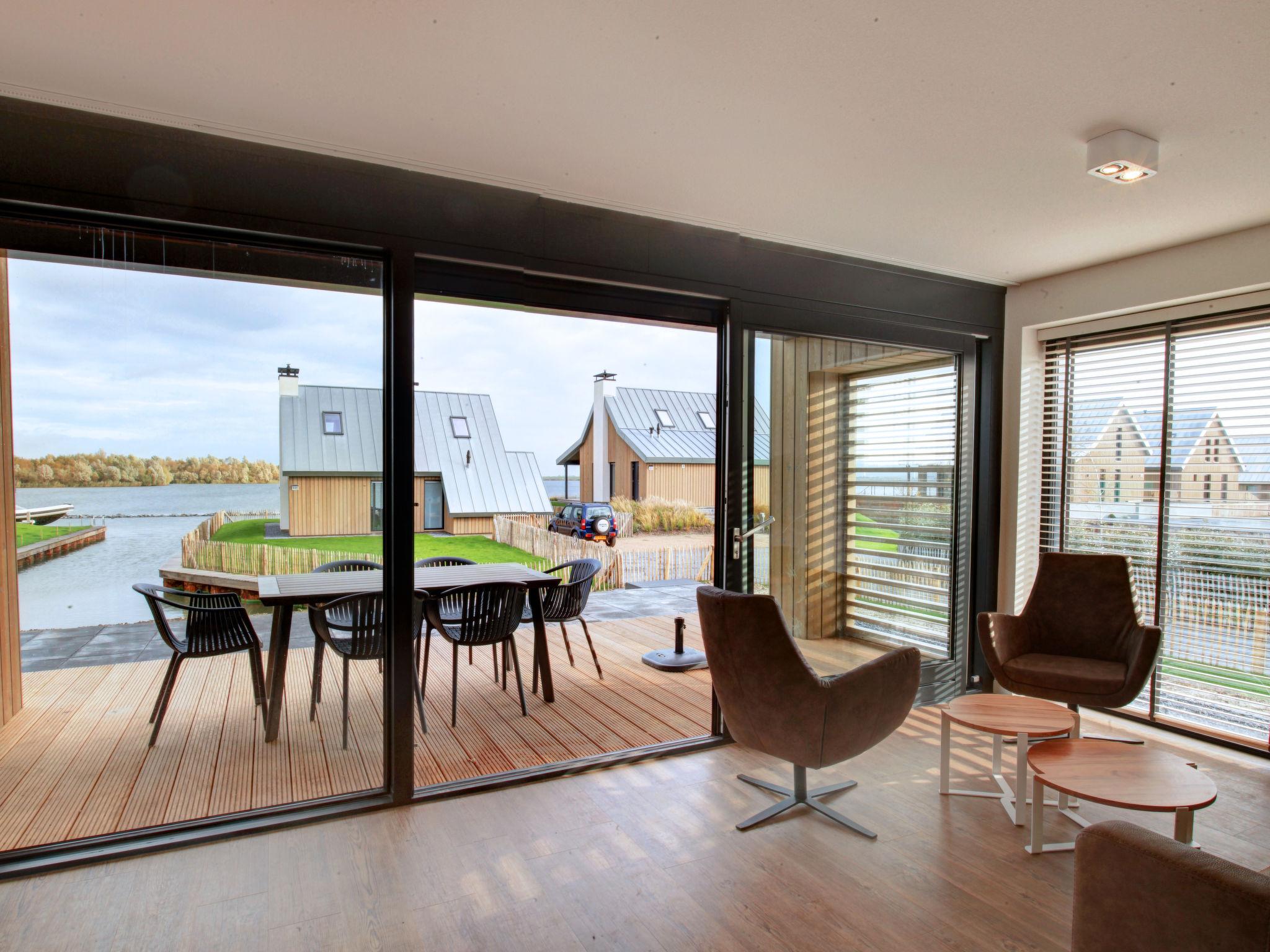 Foto 3 - Casa de 3 habitaciones en Tholen con terraza y vistas al mar