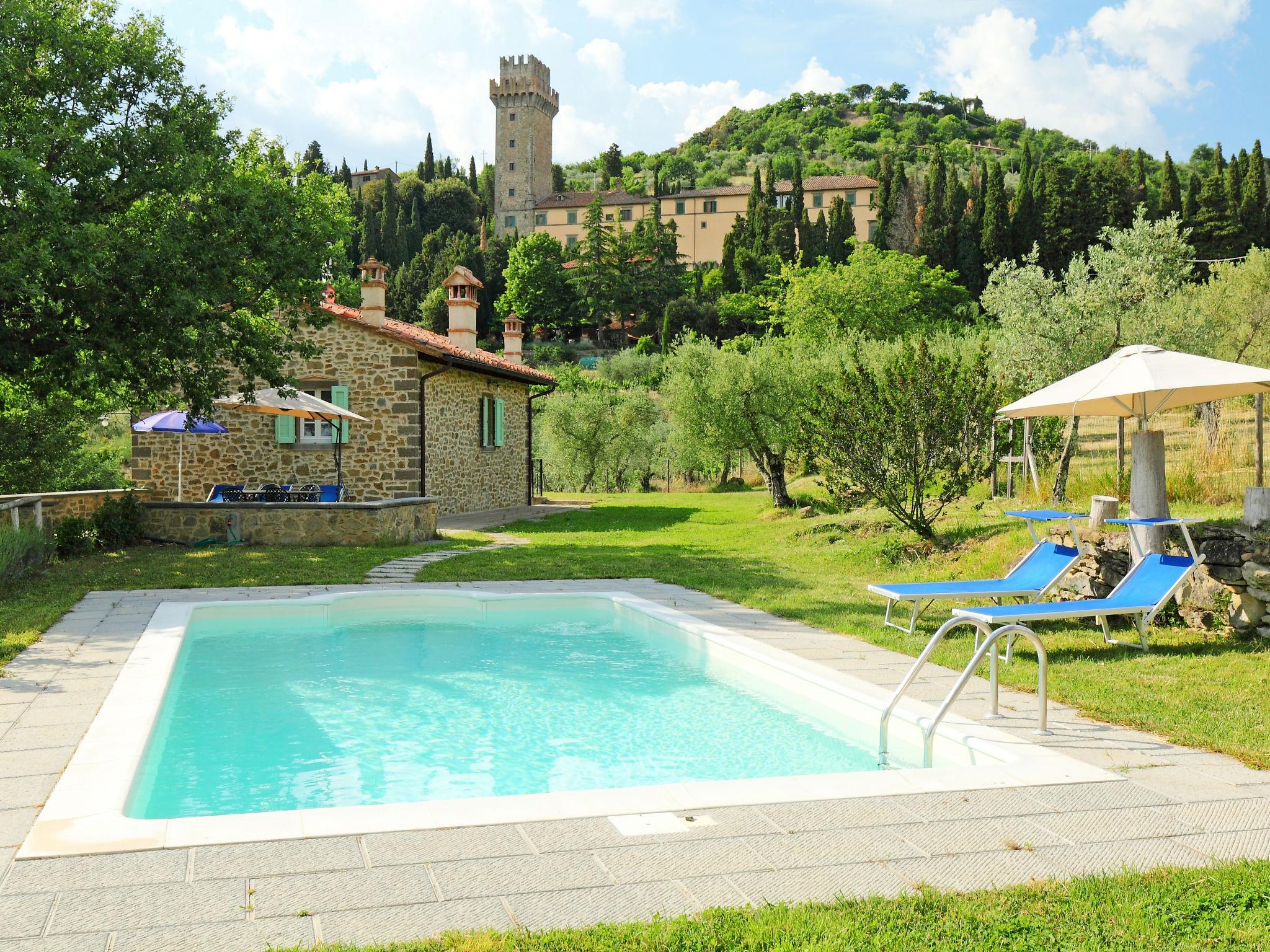 Foto 1 - Haus mit 3 Schlafzimmern in Cortona mit privater pool und garten