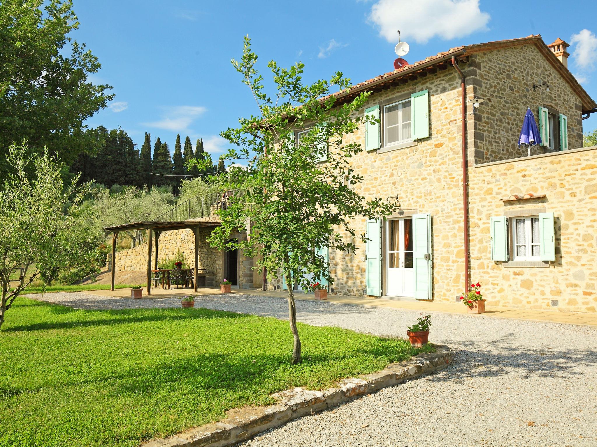 Foto 18 - Casa de 3 quartos em Cortona com piscina privada e jardim