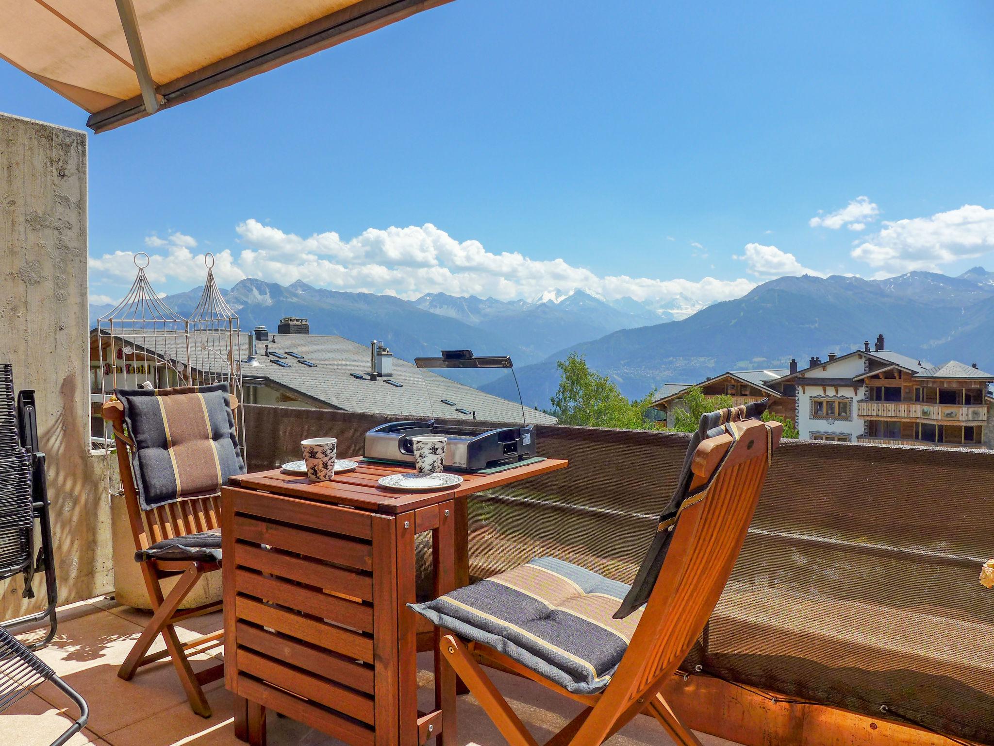 Photo 21 - Apartment in Crans-Montana with swimming pool and mountain view