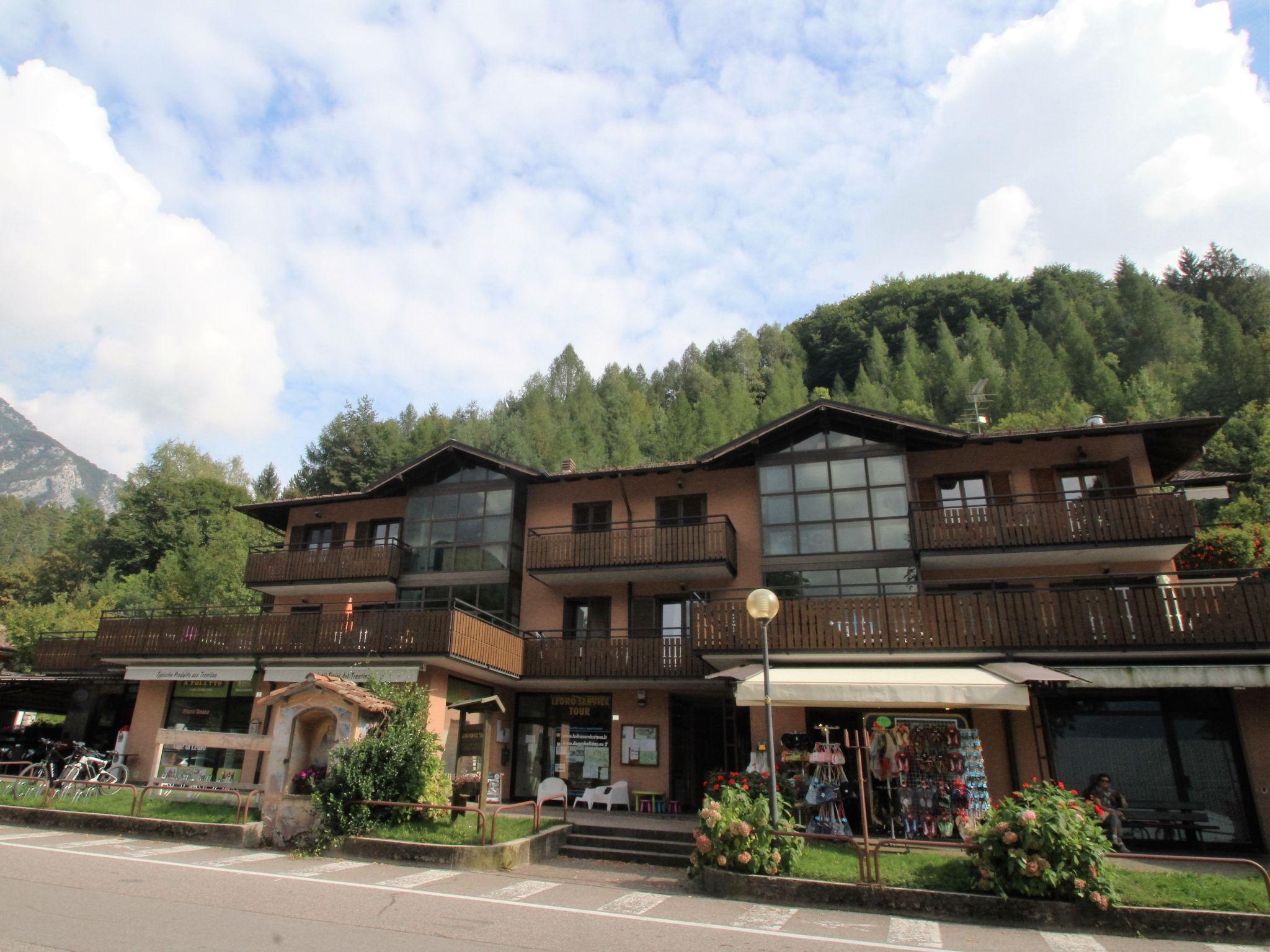 Photo 29 - 2 bedroom Apartment in Ledro with terrace and mountain view