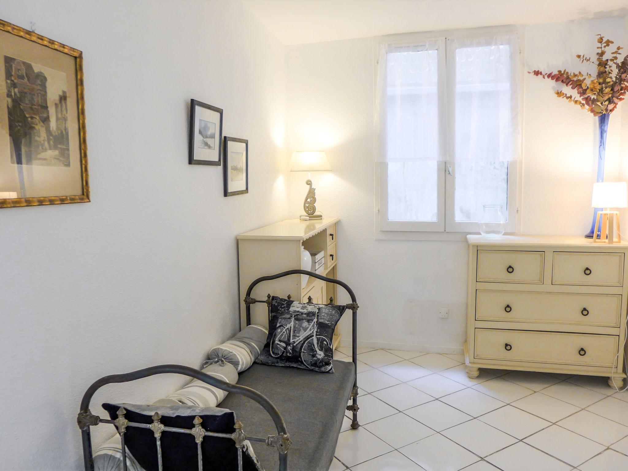 Foto 14 - Apartamento de 2 habitaciones en Niza con vistas al mar