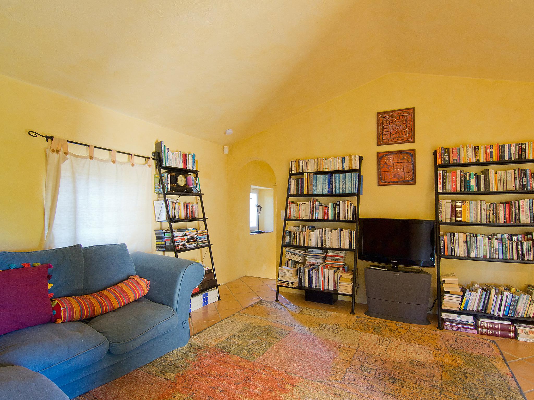 Photo 6 - 4 bedroom House in Cucuron with private pool and terrace