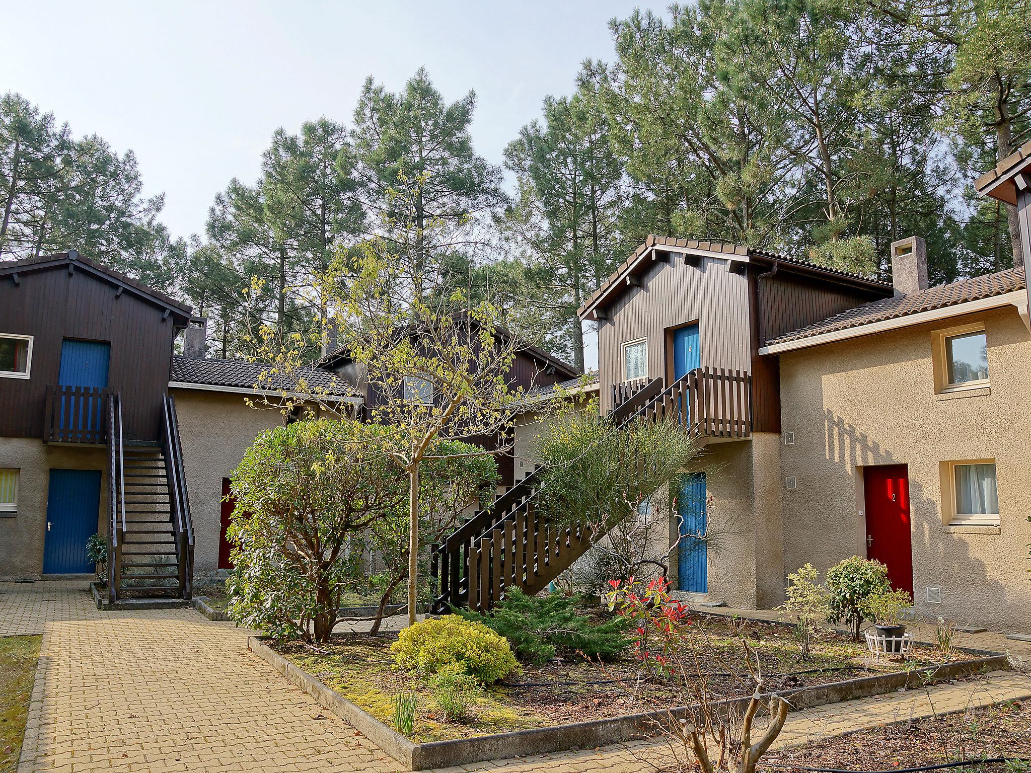 Photo 20 - Apartment in Lacanau with garden and terrace