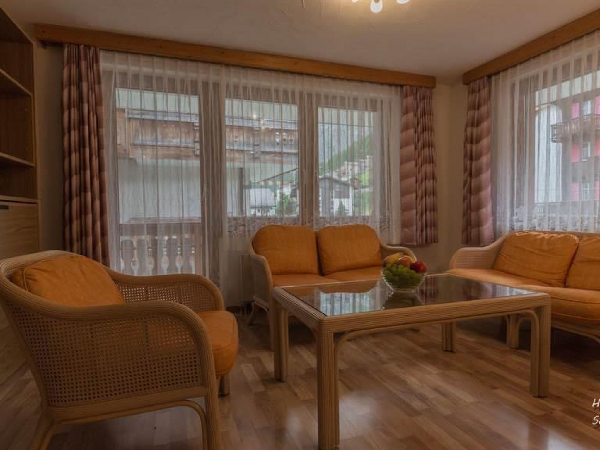 Foto 4 - Apartment mit 2 Schlafzimmern in Saas-Fee