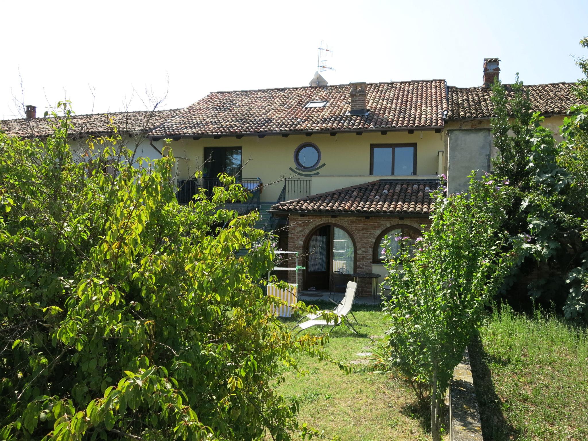 Photo 17 - Appartement en La Morra avec piscine et jardin