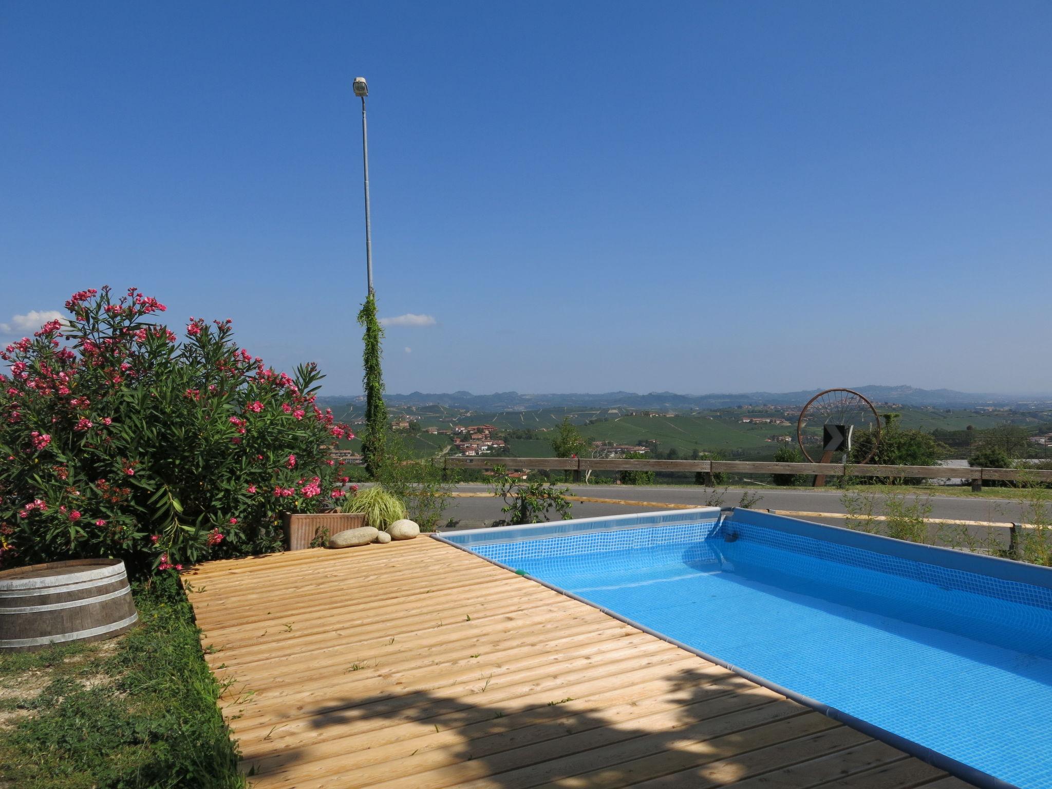 Photo 12 - Apartment in La Morra with swimming pool and garden