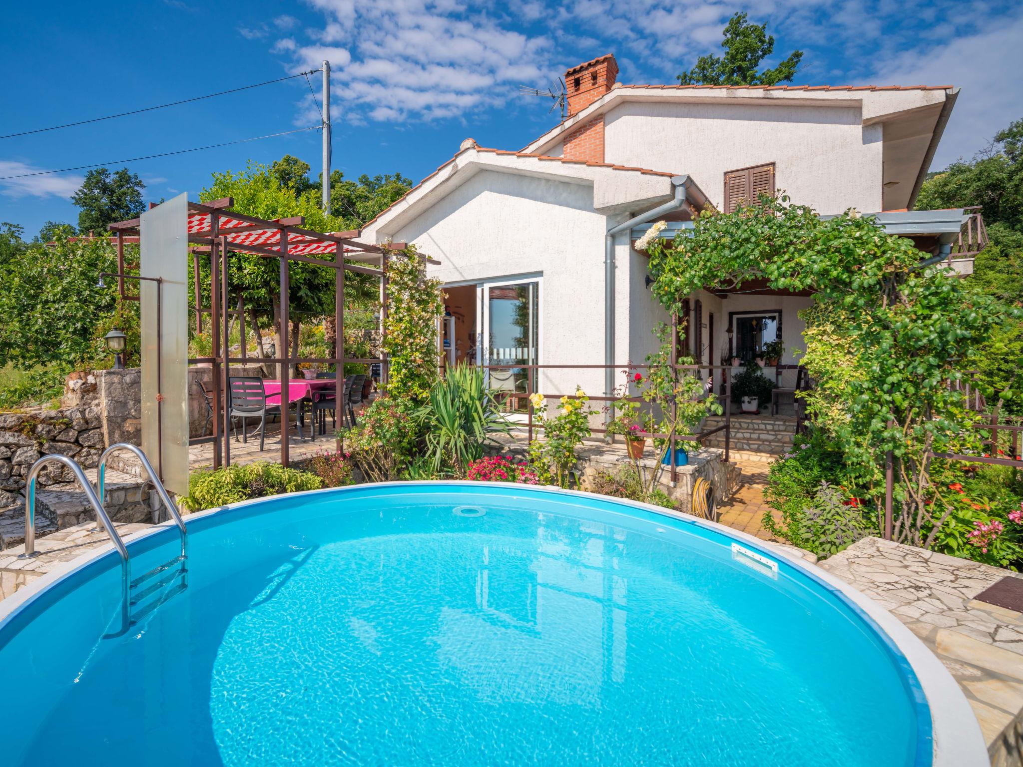 Photo 2 - Maison de 5 chambres à Lovran avec piscine privée et vues à la mer