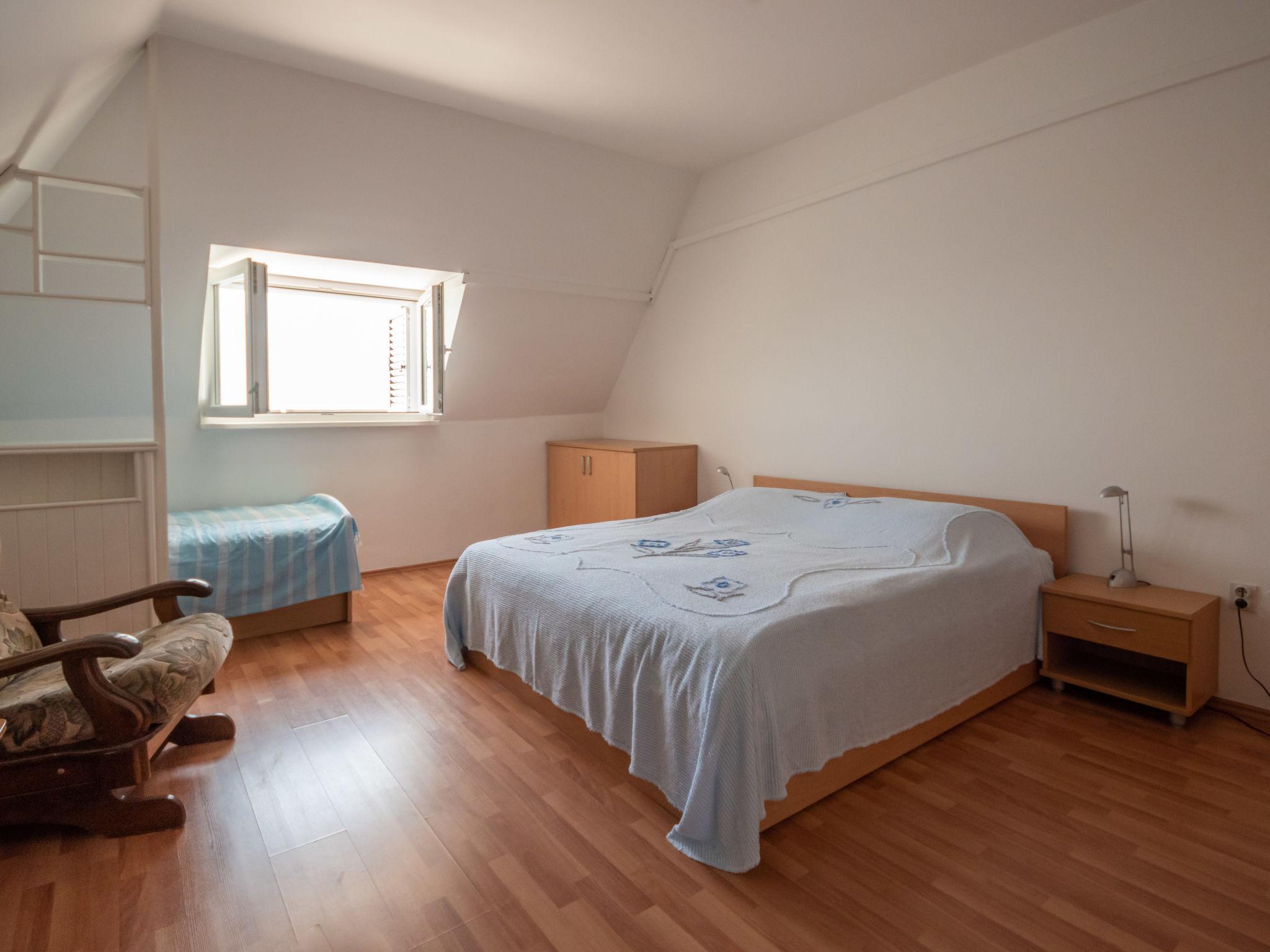 Foto 4 - Apartamento de 1 habitación en Lovran con vistas al mar