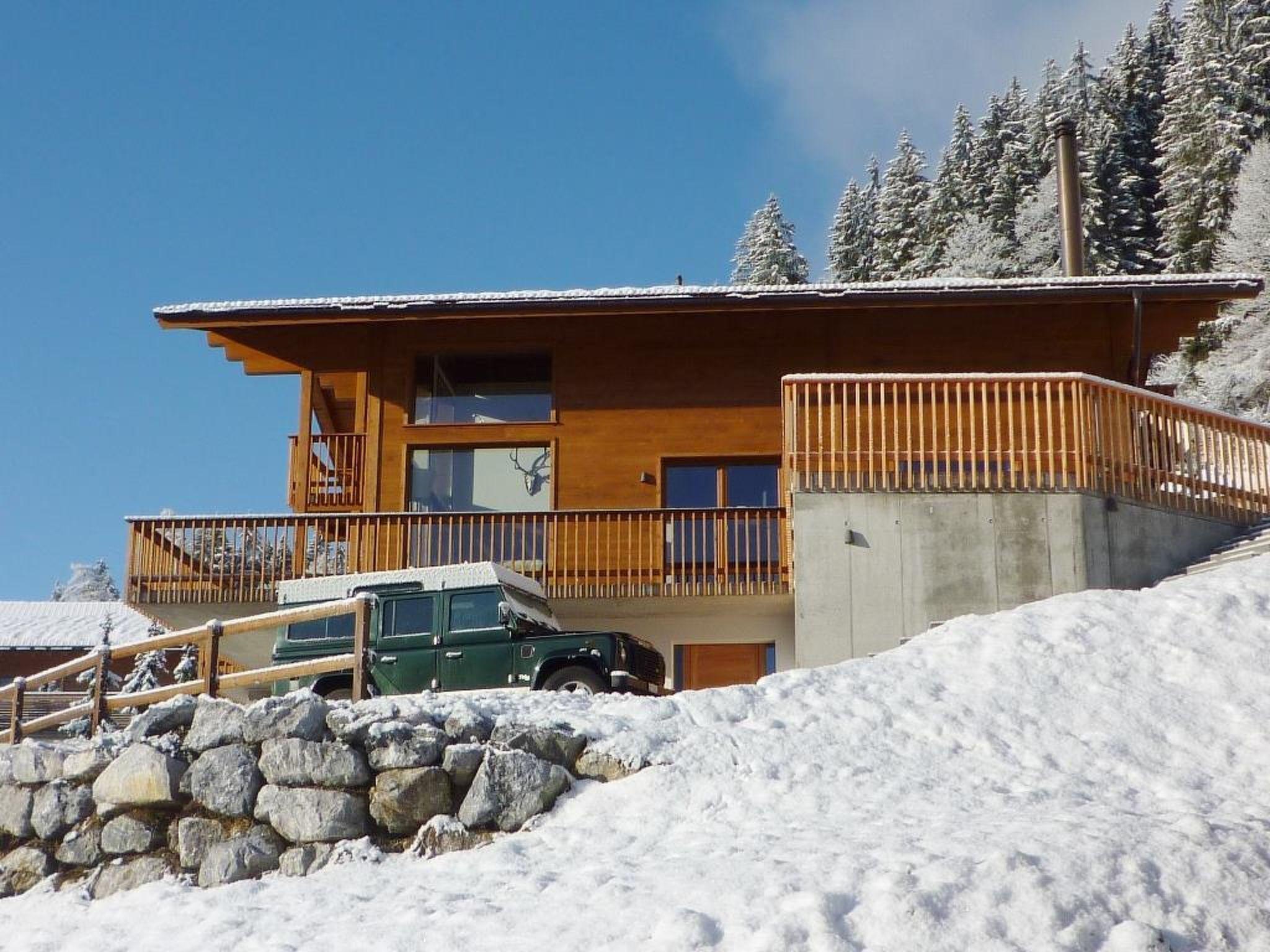 Foto 4 - Apartamento de 5 habitaciones en Zweisimmen con sauna