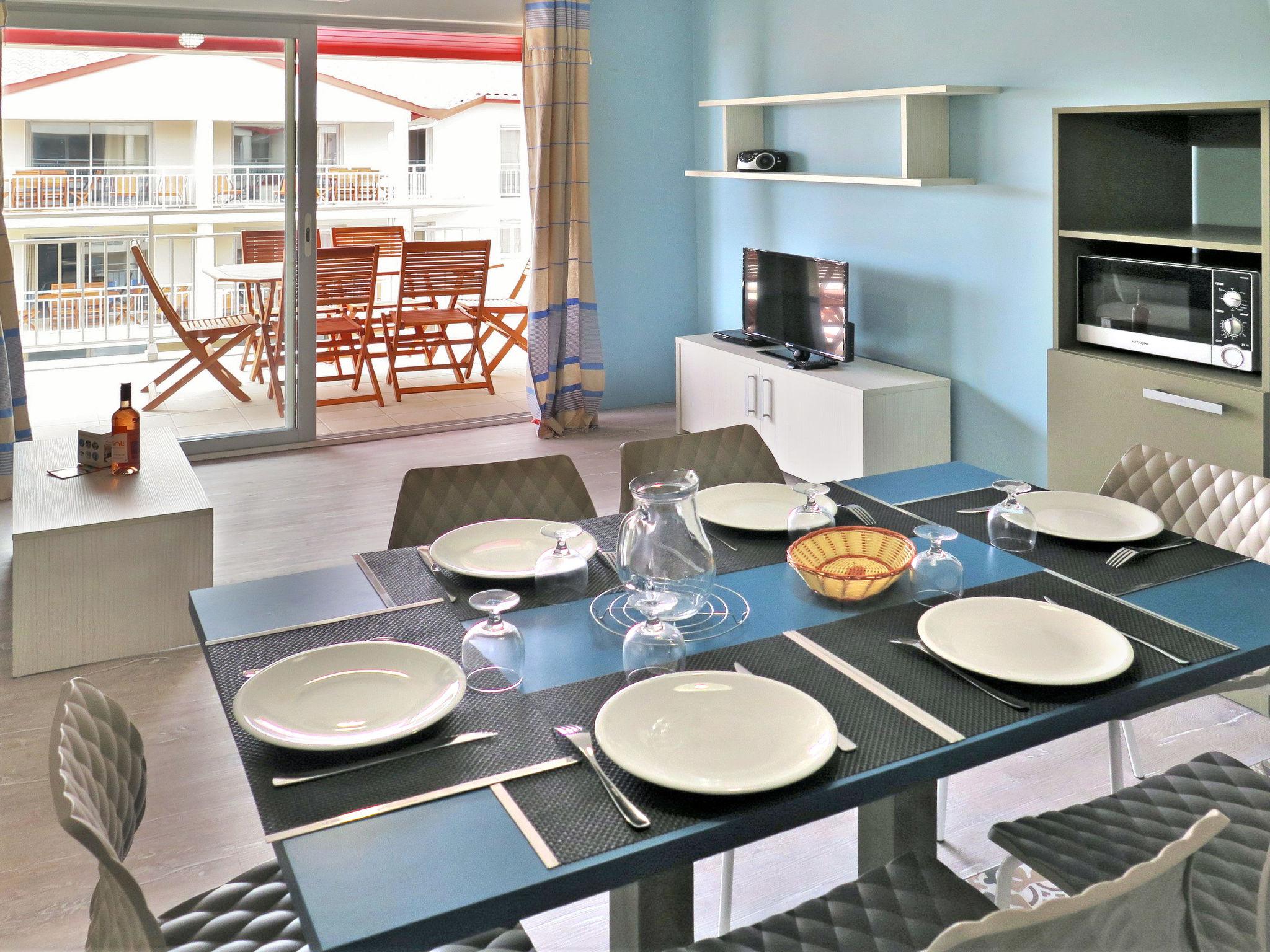 Photo 3 - 2 bedroom Apartment in Vieux-Boucau-les-Bains with swimming pool and sea view