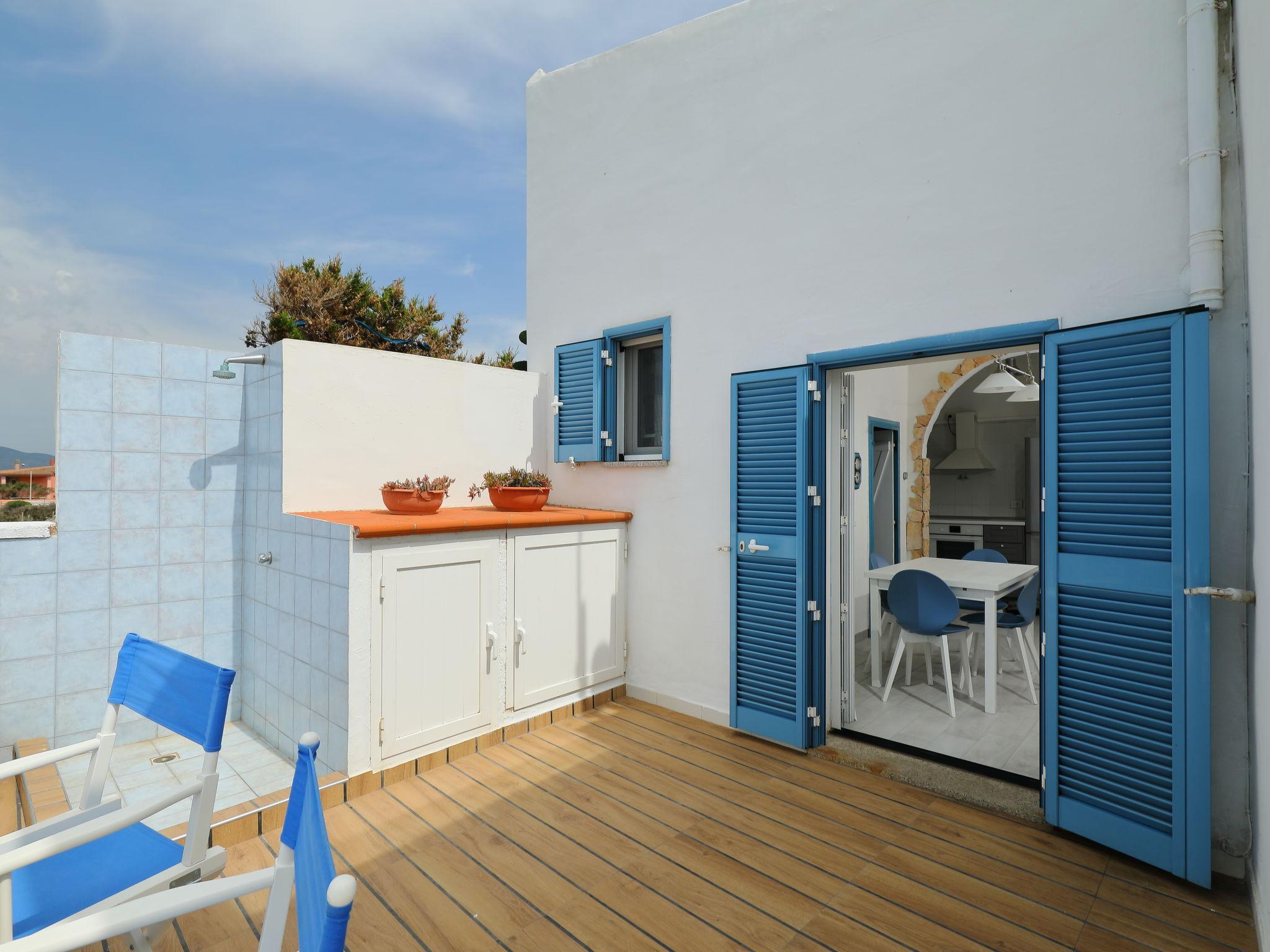 Photo 22 - Maison de 2 chambres à Valledoria avec terrasse et vues à la mer