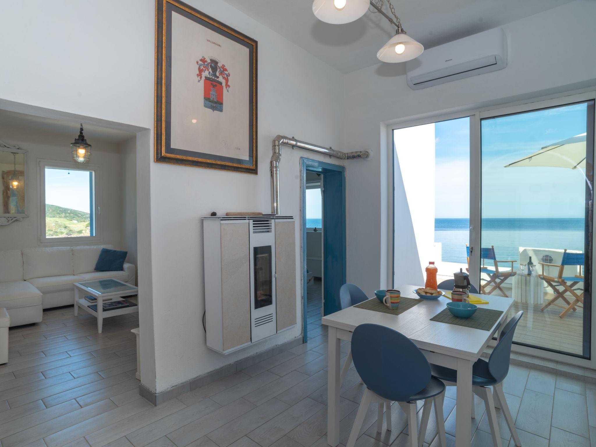 Photo 8 - Maison de 2 chambres à Valledoria avec terrasse et vues à la mer