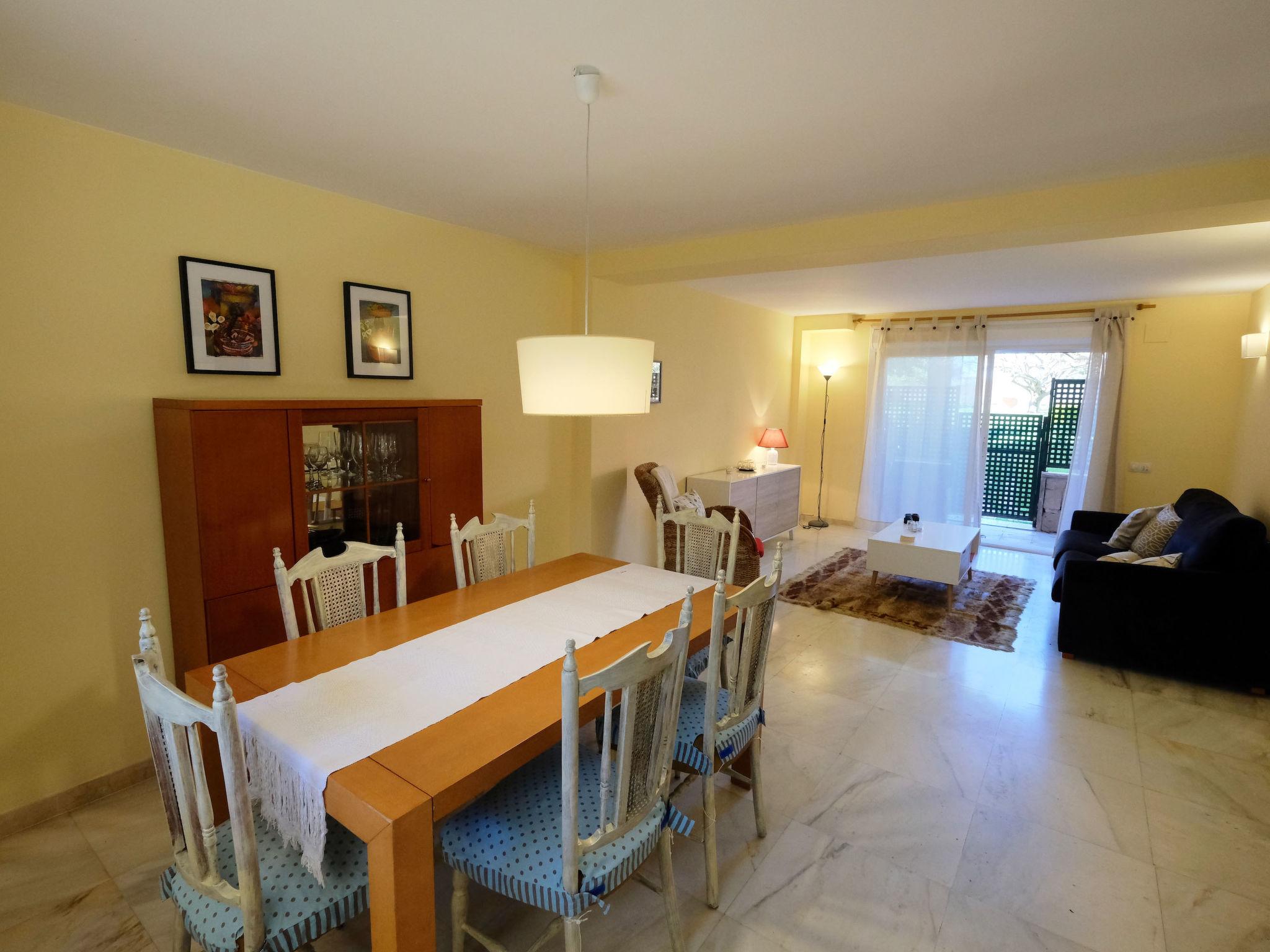 Photo 4 - 3 bedroom Apartment in Tarragona with swimming pool and sea view