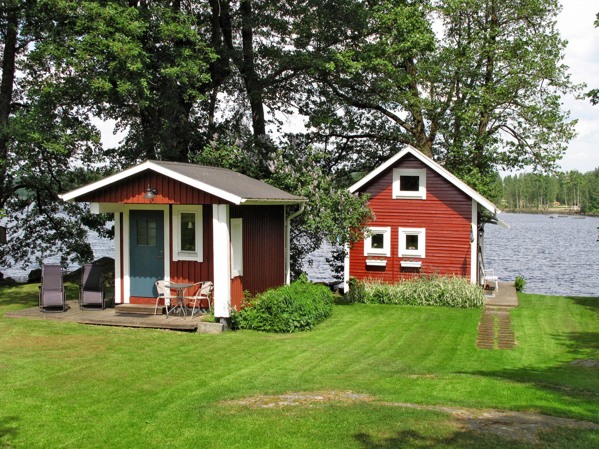 Foto 5 - Haus mit 2 Schlafzimmern in Hjortsberga mit garten und terrasse