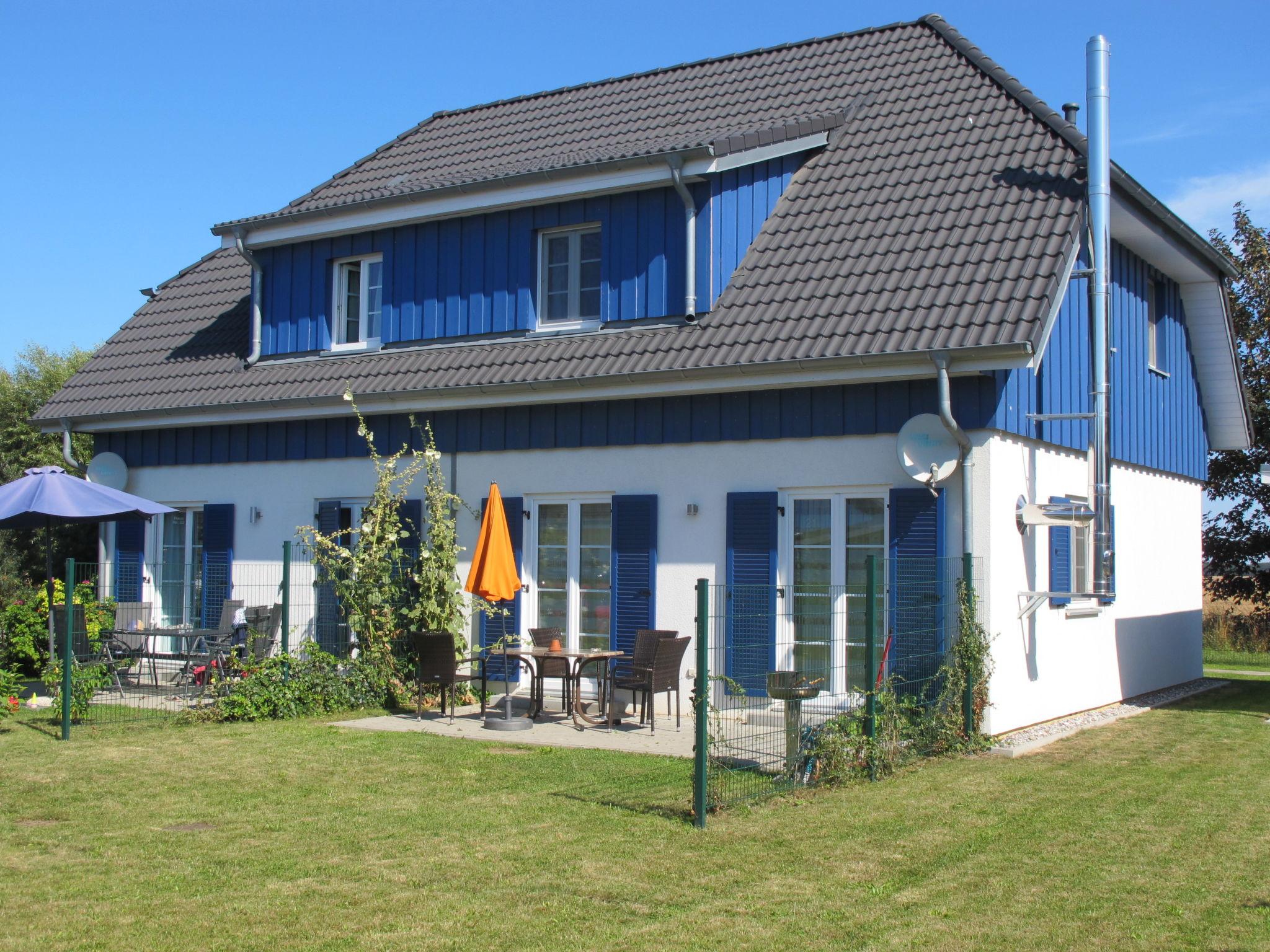 Photo 1 - Maison de 2 chambres à Altefähr avec jardin et vues à la mer