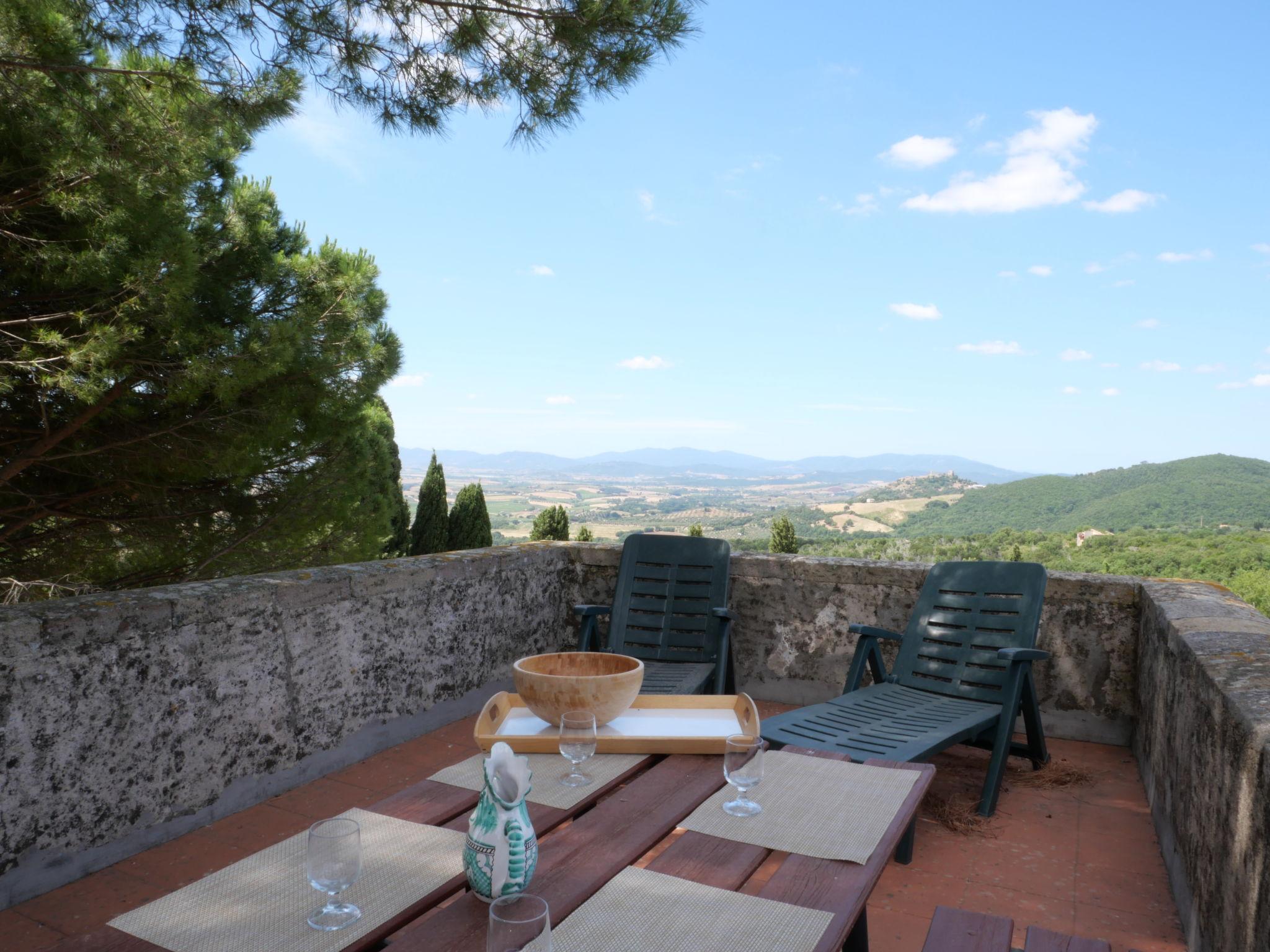 Foto 3 - Appartamento con 4 camere da letto a Roccastrada con piscina e giardino