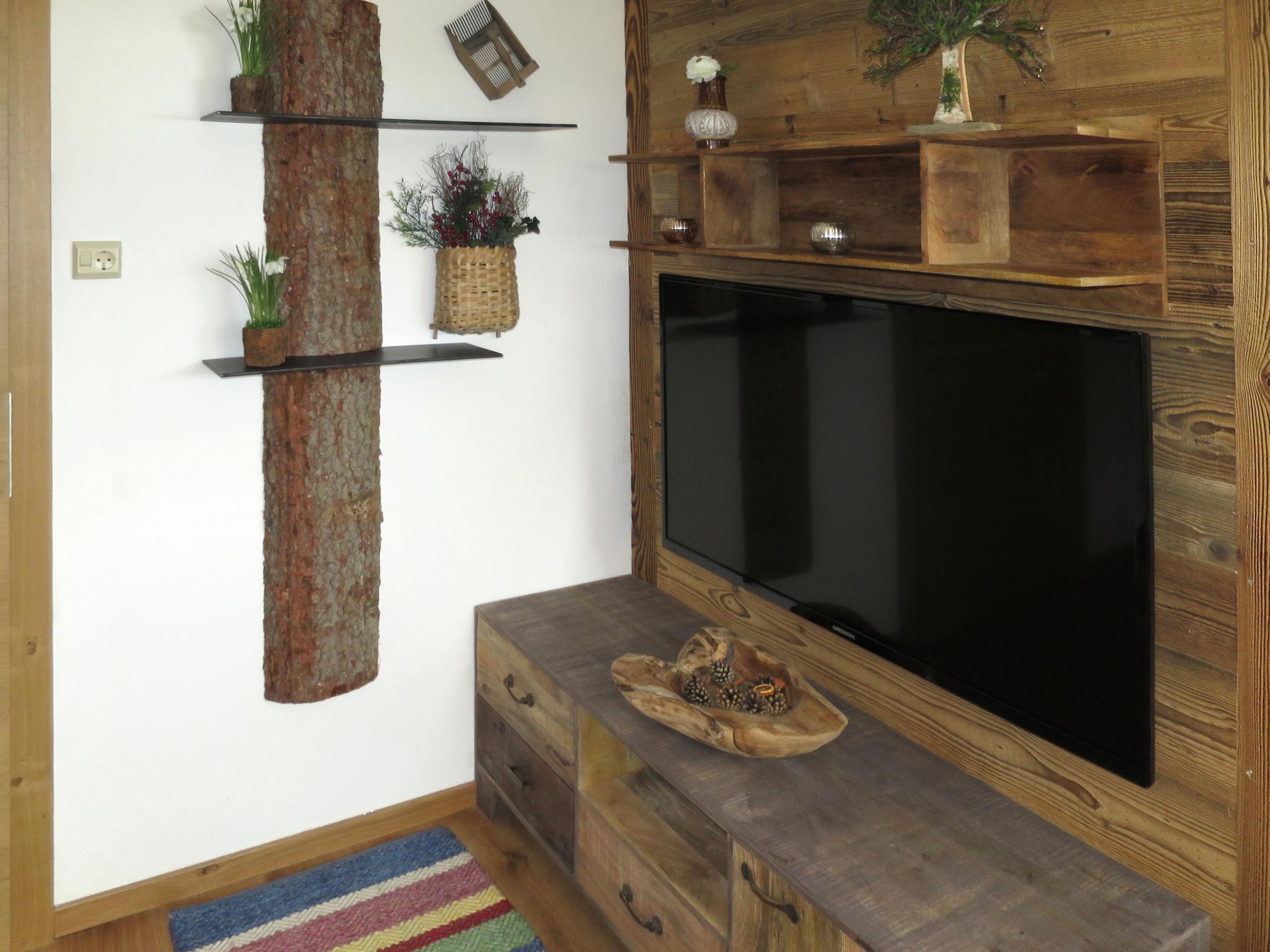 Photo 16 - 2 bedroom Apartment in Aschau im Zillertal with terrace and mountain view