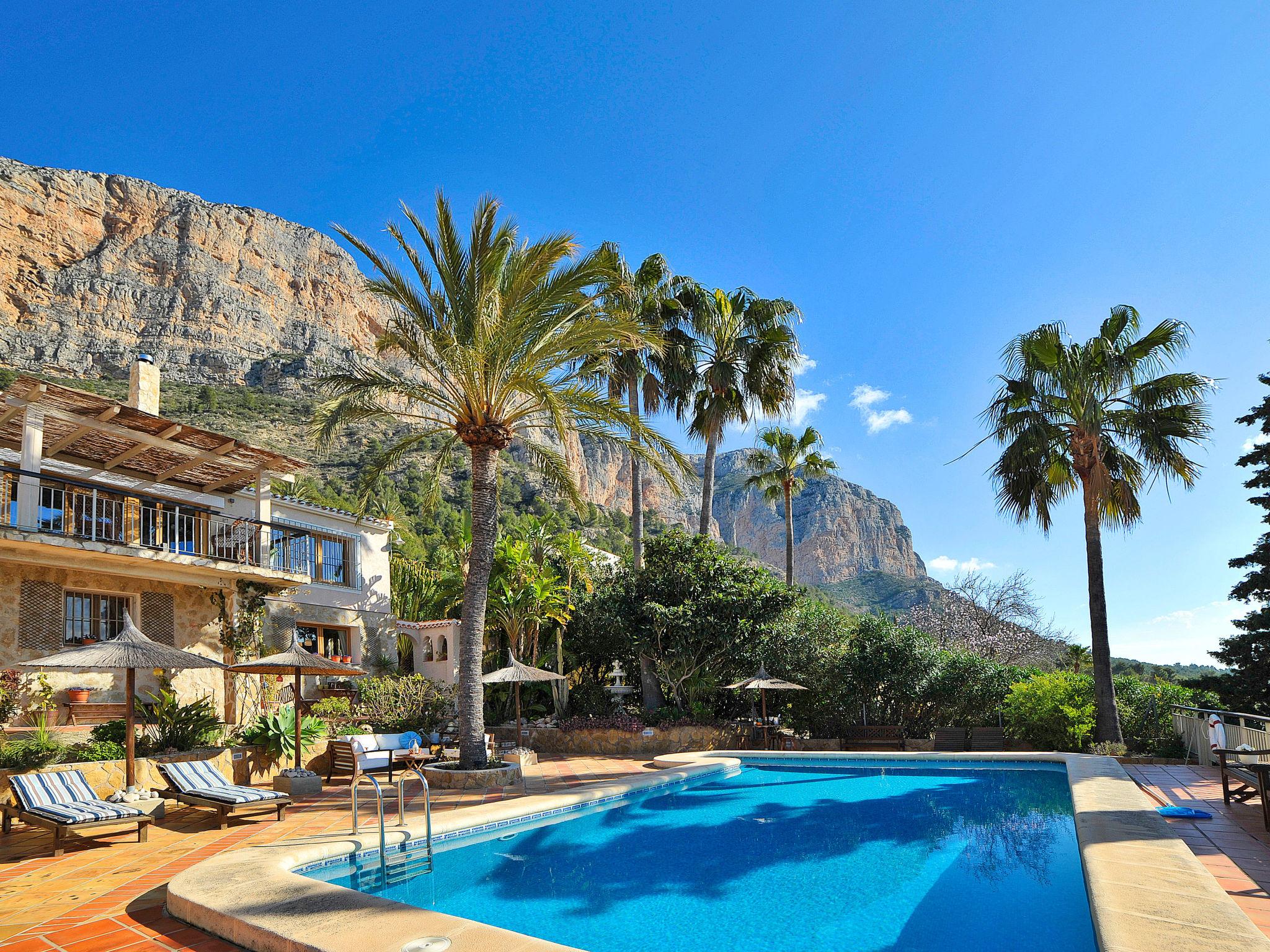 Foto 2 - Casa de 1 quarto em Jávea com piscina privada e vistas do mar