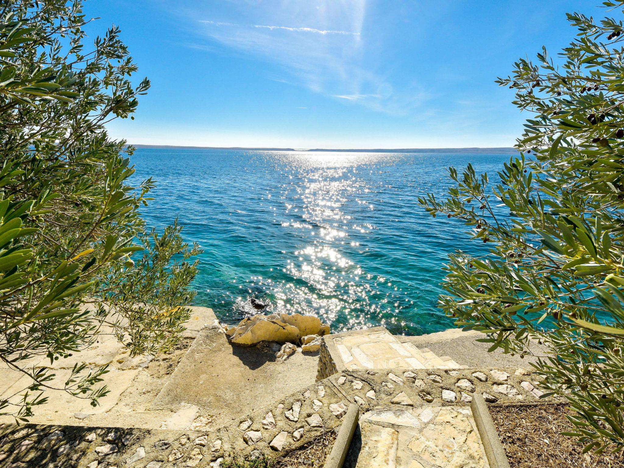 Foto 1 - Appartamento con 1 camera da letto a Starigrad con giardino