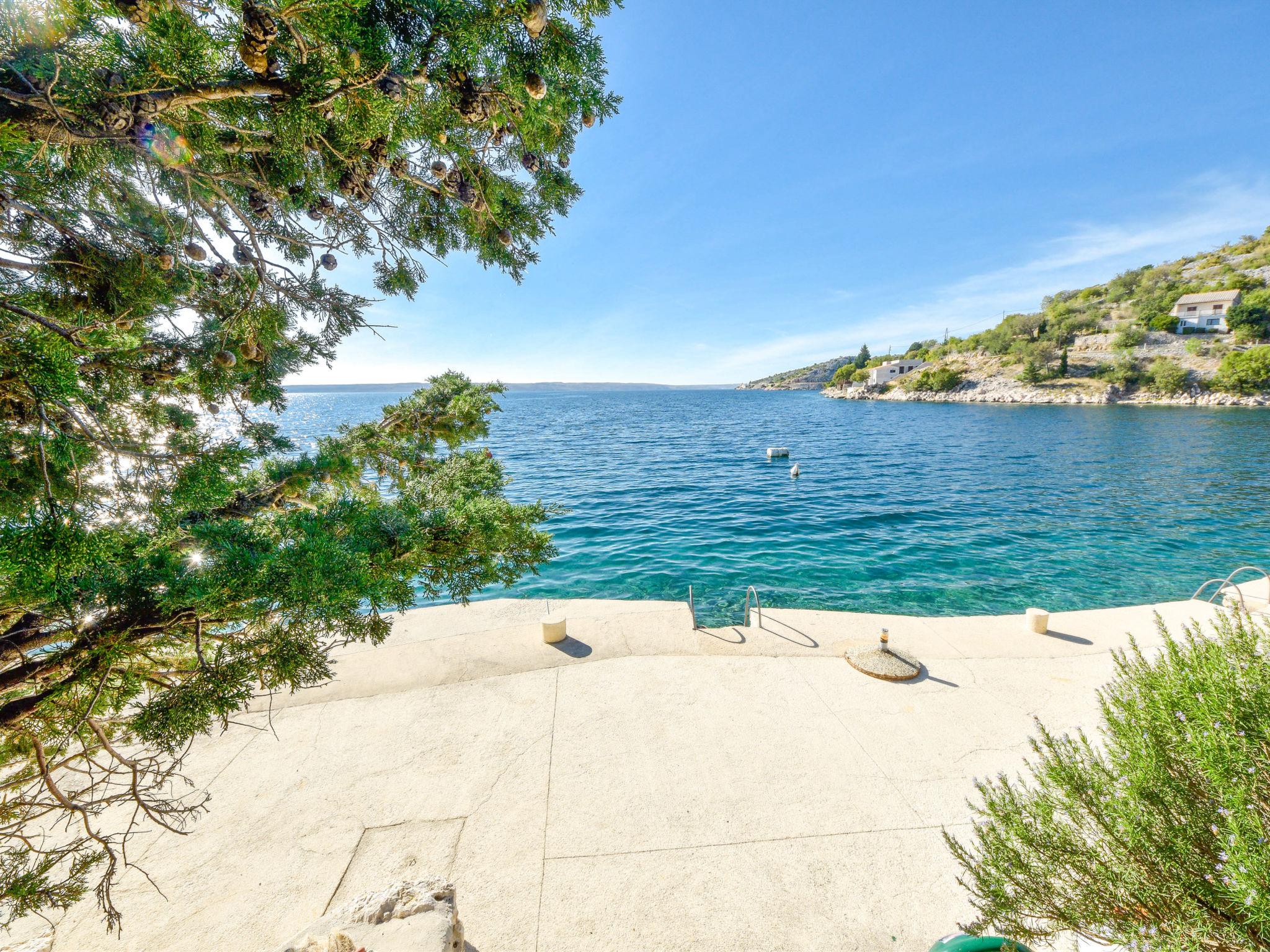 Foto 12 - Appartamento con 1 camera da letto a Starigrad con terrazza e vista mare