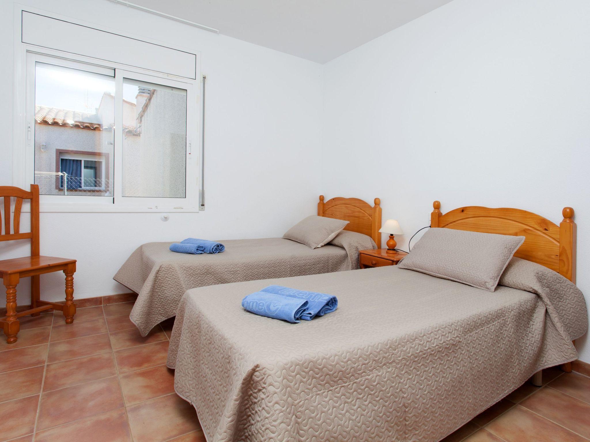 Photo 9 - 4 bedroom House in l'Ametlla de Mar with private pool and garden