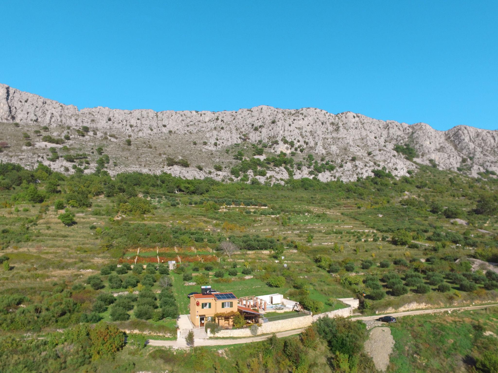 Photo 29 - Maison de 3 chambres à Dugi Rat avec piscine privée et vues à la mer