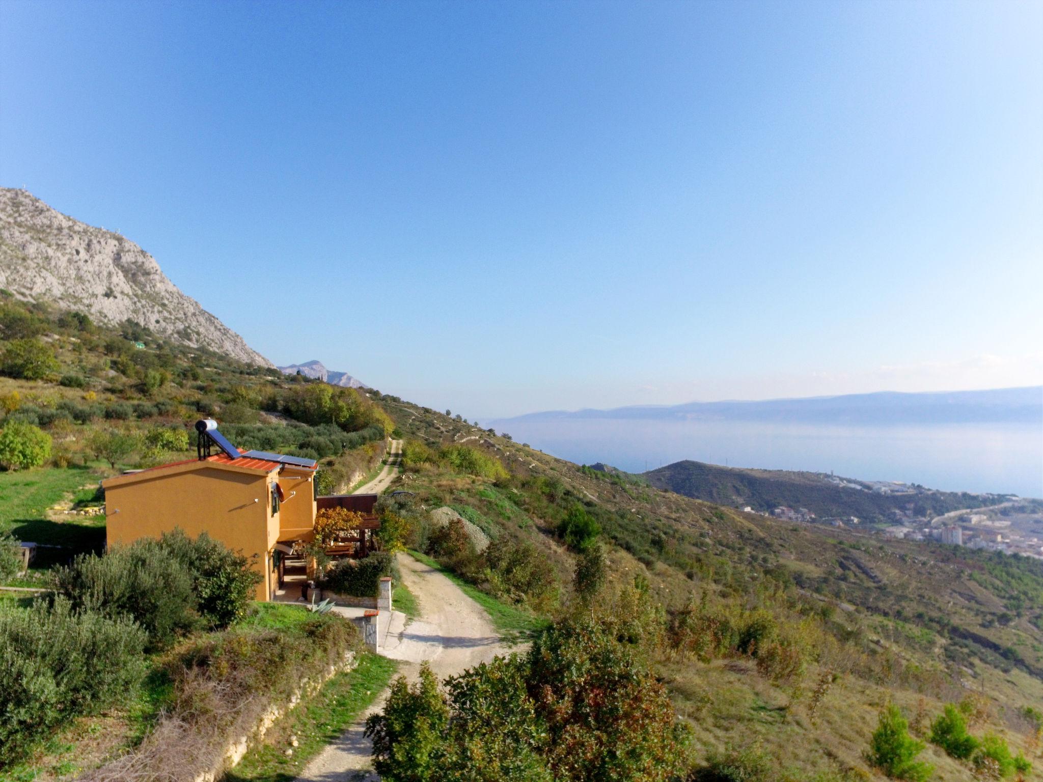 Photo 26 - Maison de 3 chambres à Dugi Rat avec piscine privée et vues à la mer