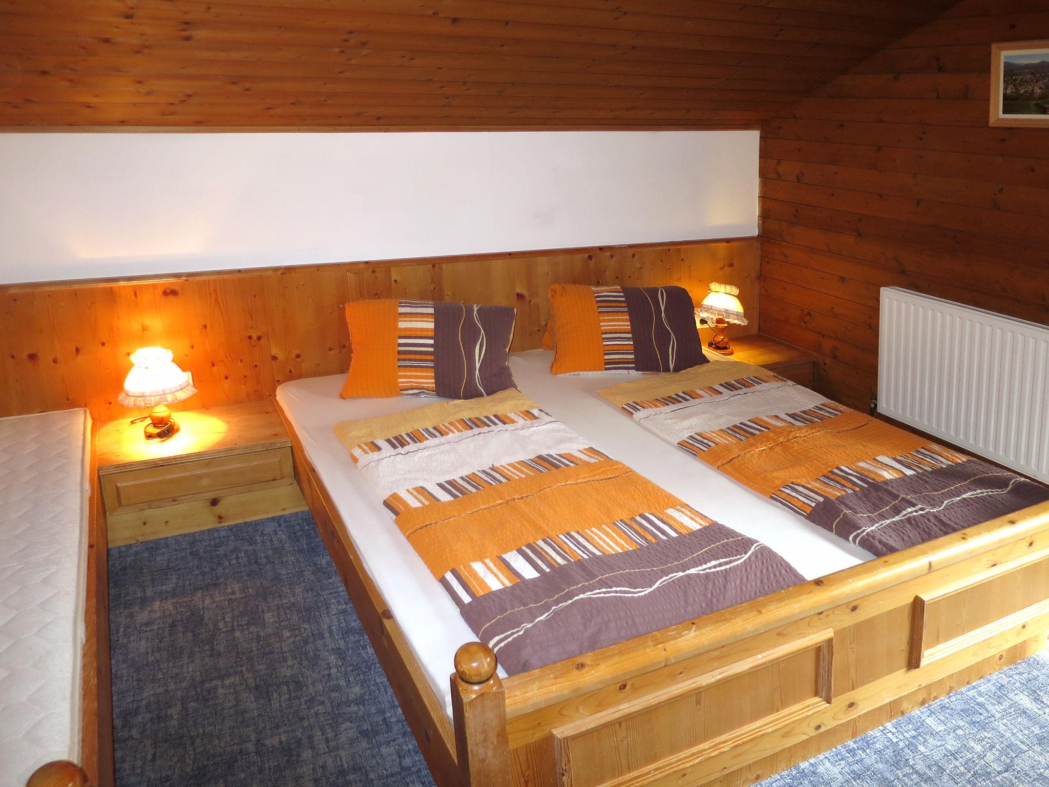 Photo 3 - 5 bedroom Apartment in Aschau im Zillertal with terrace and mountain view