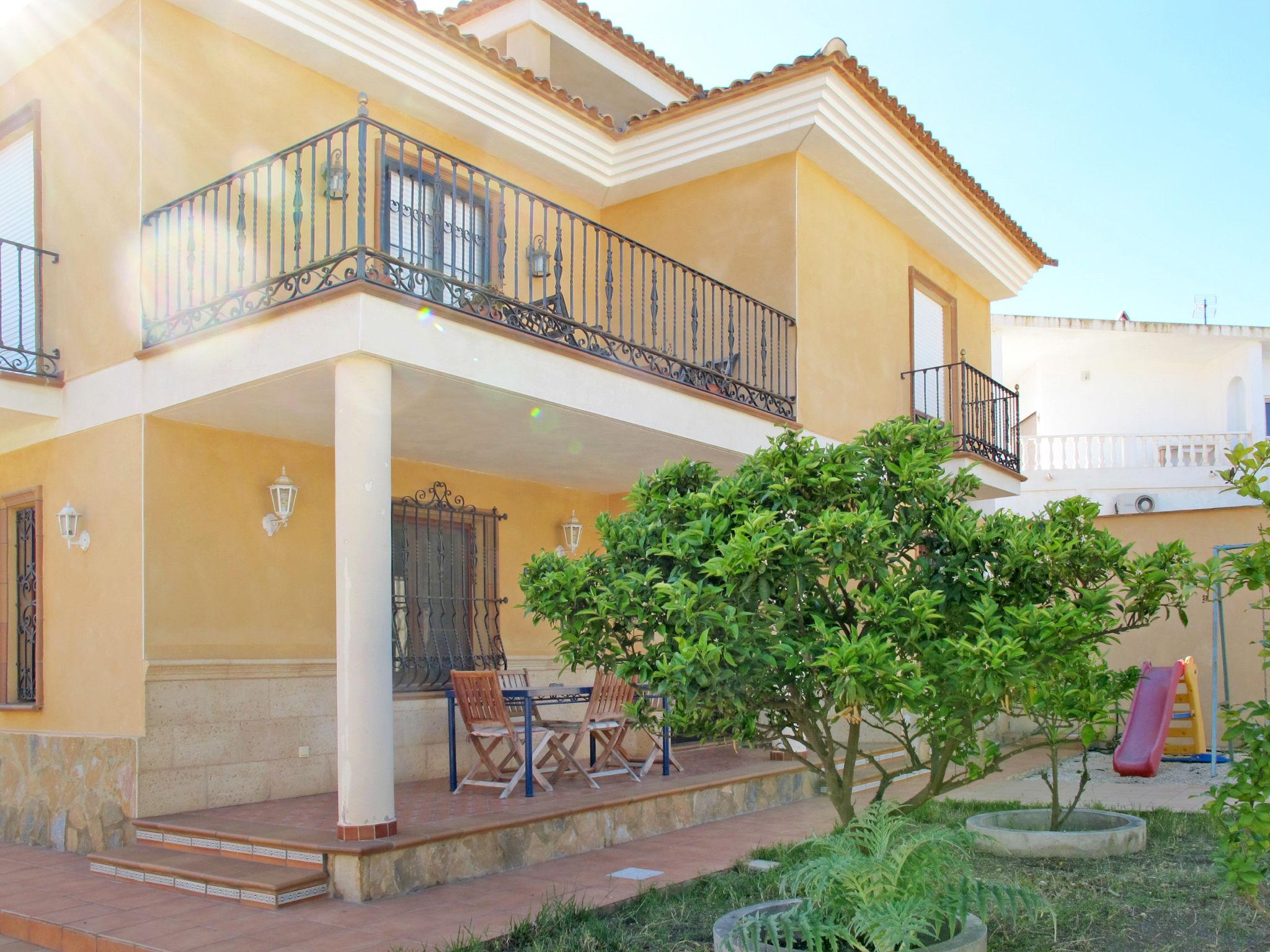 Photo 2 - 2 bedroom House in l'Alfàs del Pi with private pool and sea view