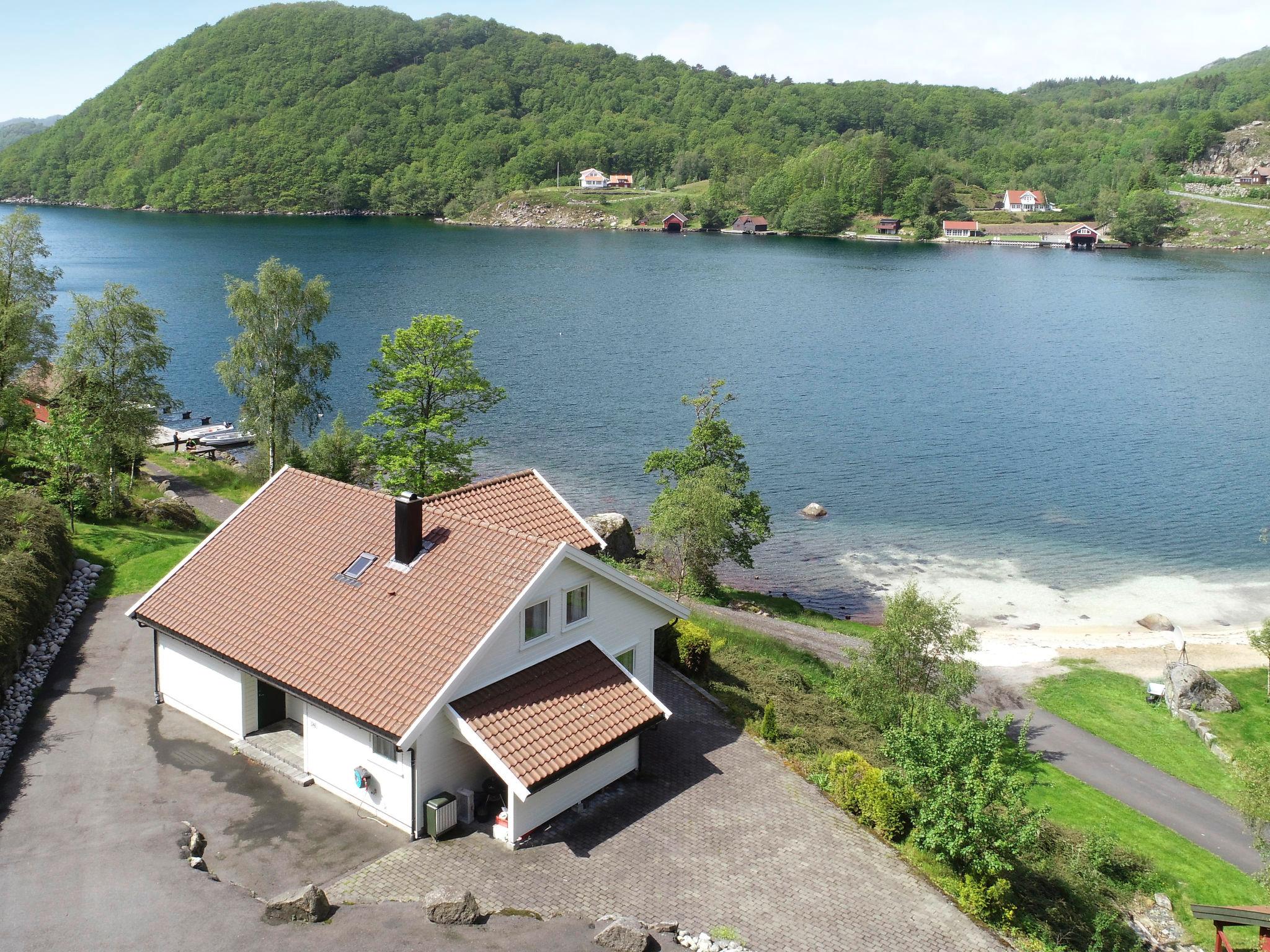 Photo 20 - Maison de 5 chambres à Lyngdal avec jardin et terrasse