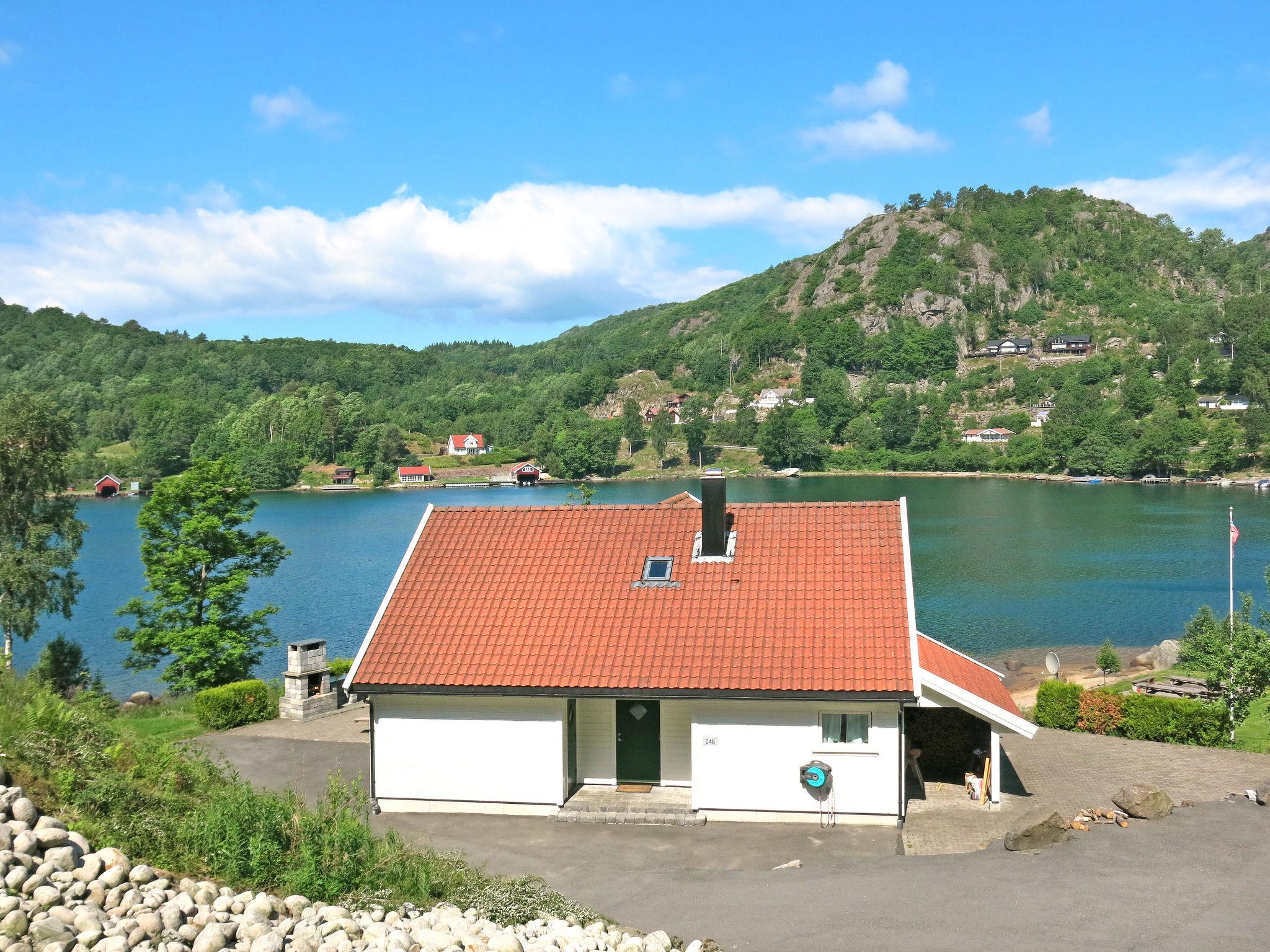 Foto 23 - Casa de 5 quartos em Lyngdal com jardim e terraço