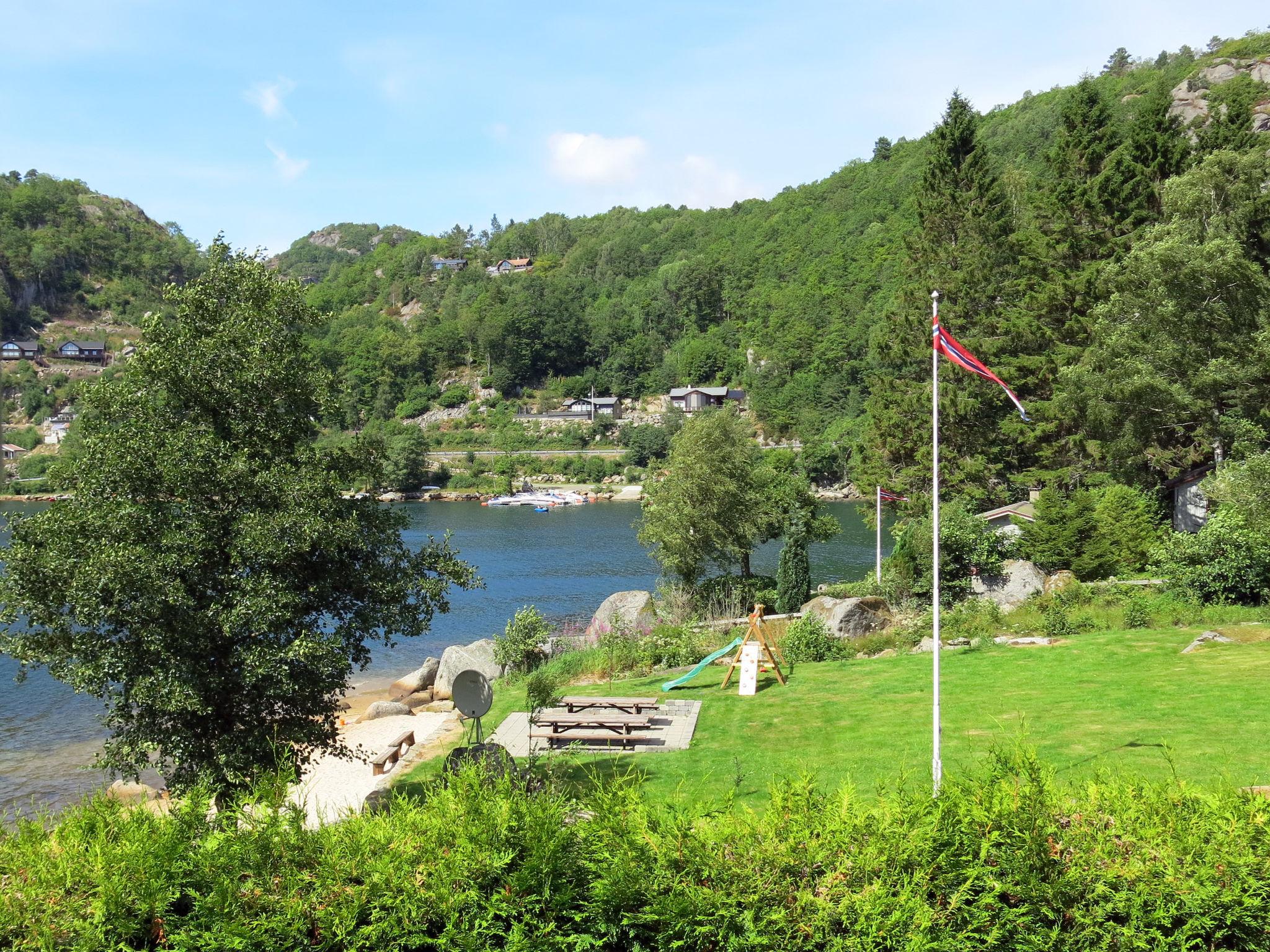 Foto 8 - Haus mit 5 Schlafzimmern in Lyngdal mit garten und terrasse