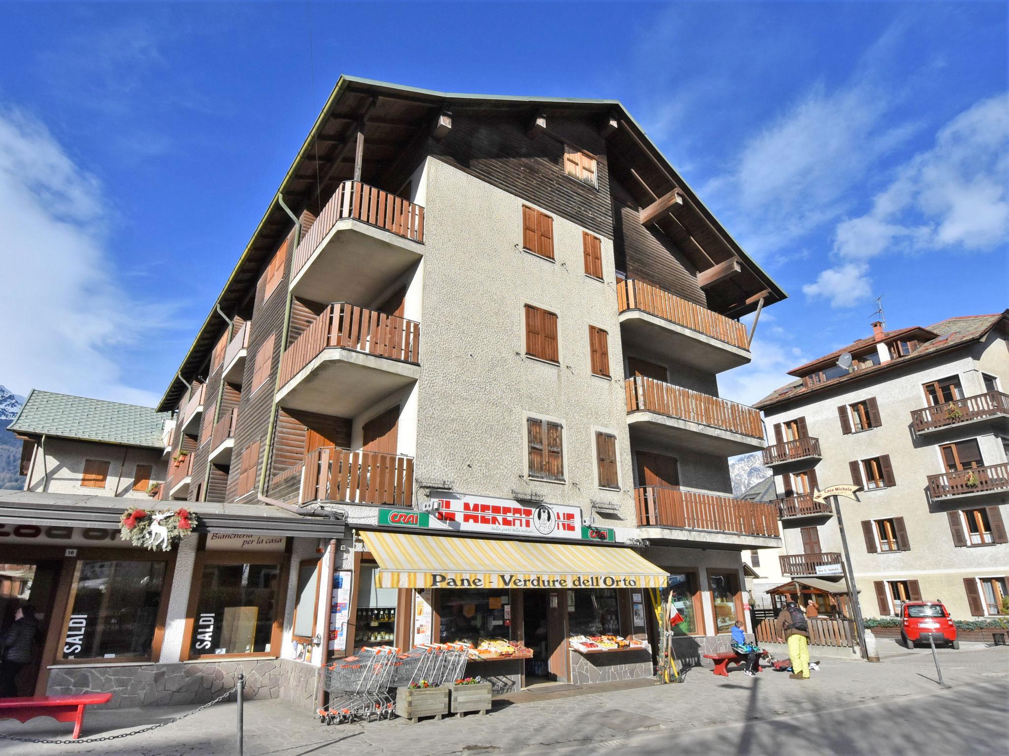 Photo 1 - Apartment in Bormio with mountain view