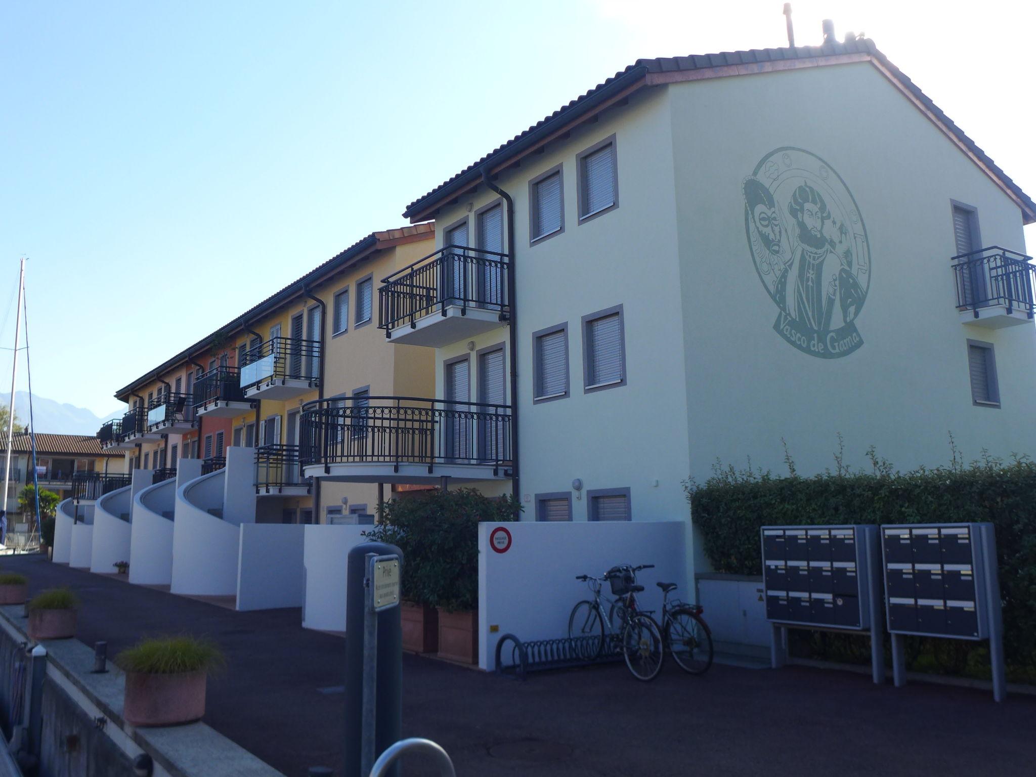 Photo 1 - Appartement de 3 chambres à Port-Valais avec terrasse