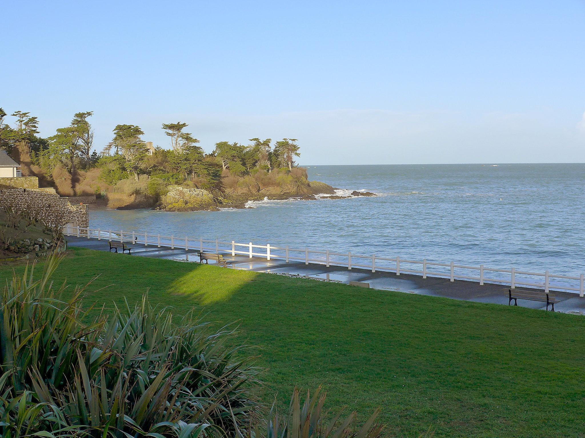 Photo 22 - 2 bedroom Apartment in Saint-Malo with sea view