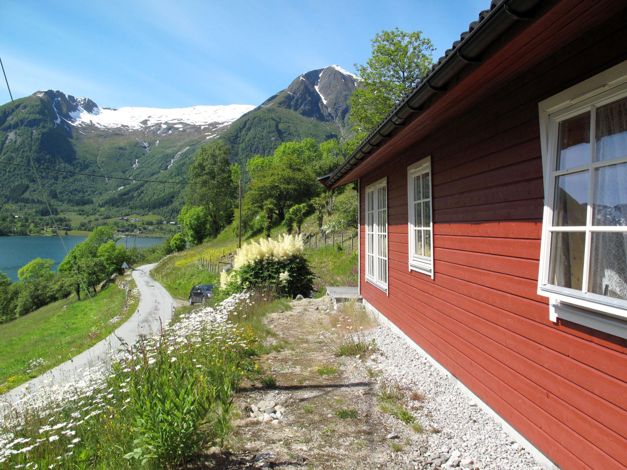 Foto 24 - Casa de 2 quartos em Balestrand com jardim e terraço