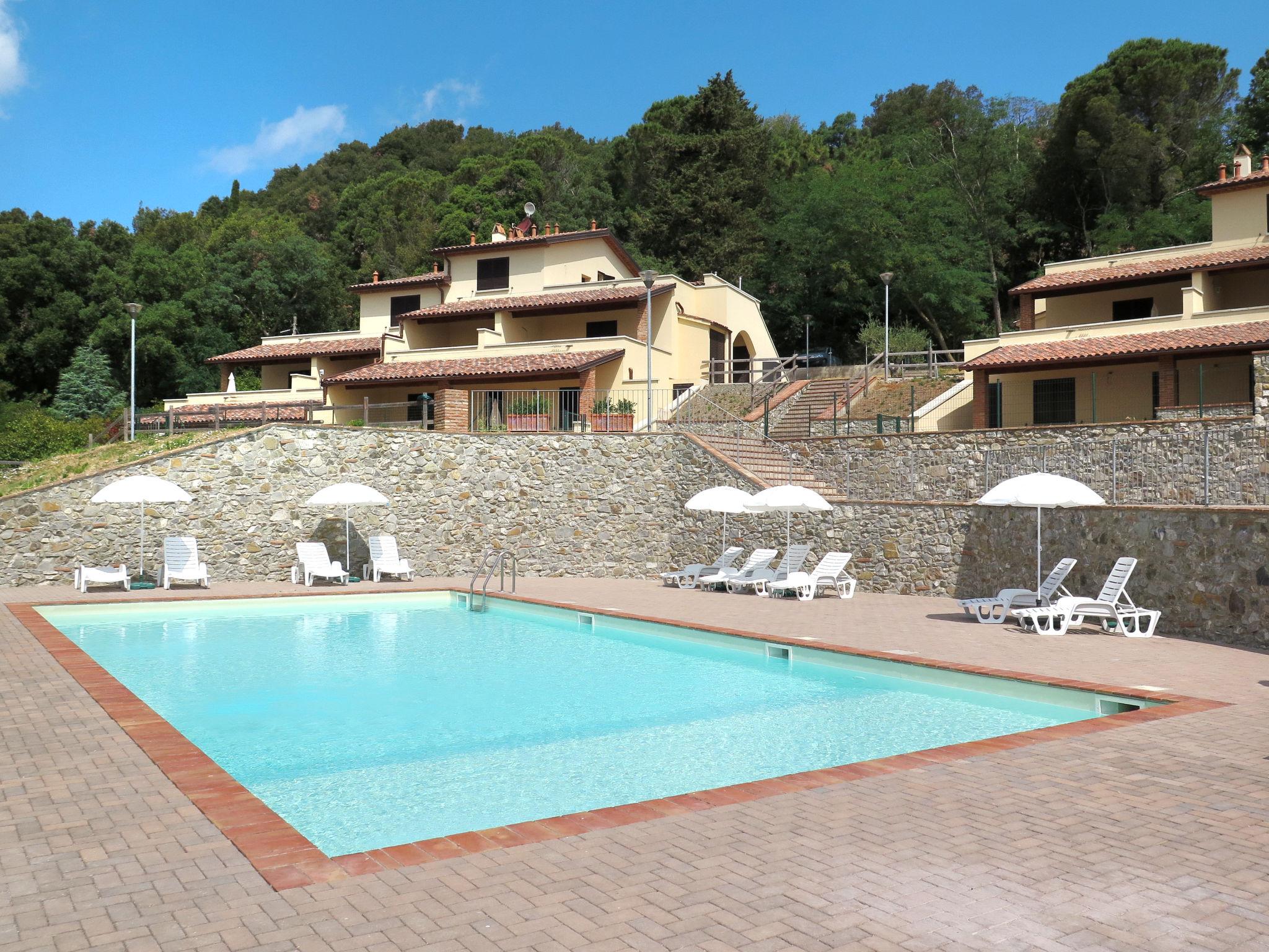 Foto 2 - Apartamento de 1 habitación en Riparbella con piscina y terraza