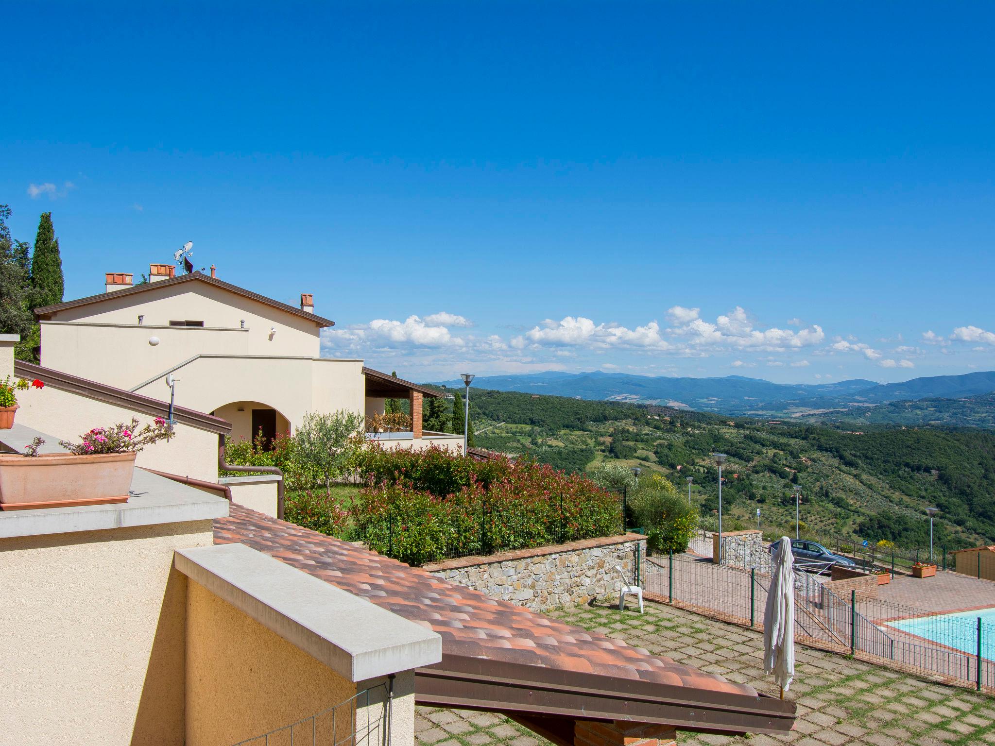 Foto 8 - Appartamento con 1 camera da letto a Riparbella con piscina e terrazza