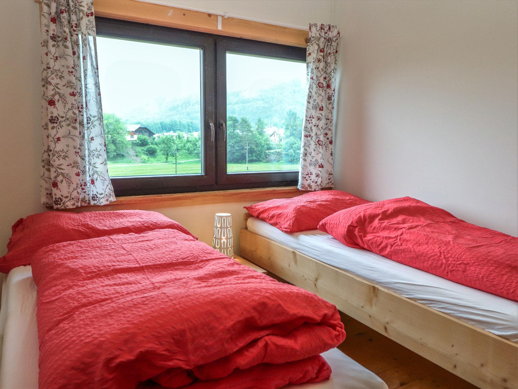Foto 10 - Appartamento con 3 camere da letto a Grünau im Almtal con vista sulle montagne