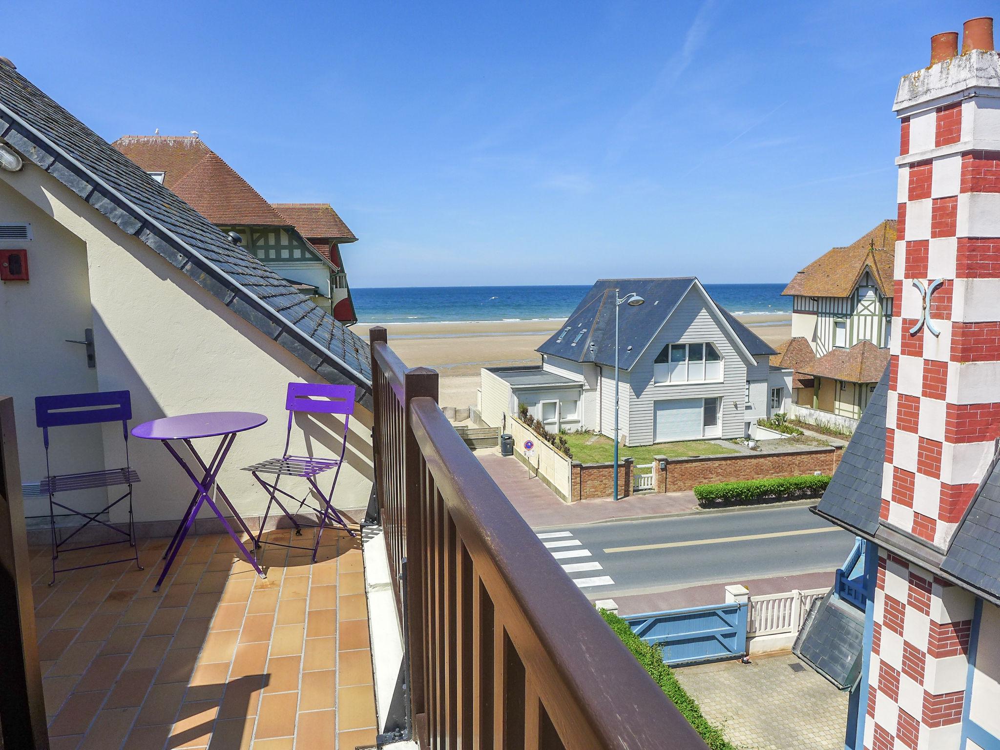 Foto 4 - Apartamento de 1 habitación en Villers-sur-Mer con vistas al mar